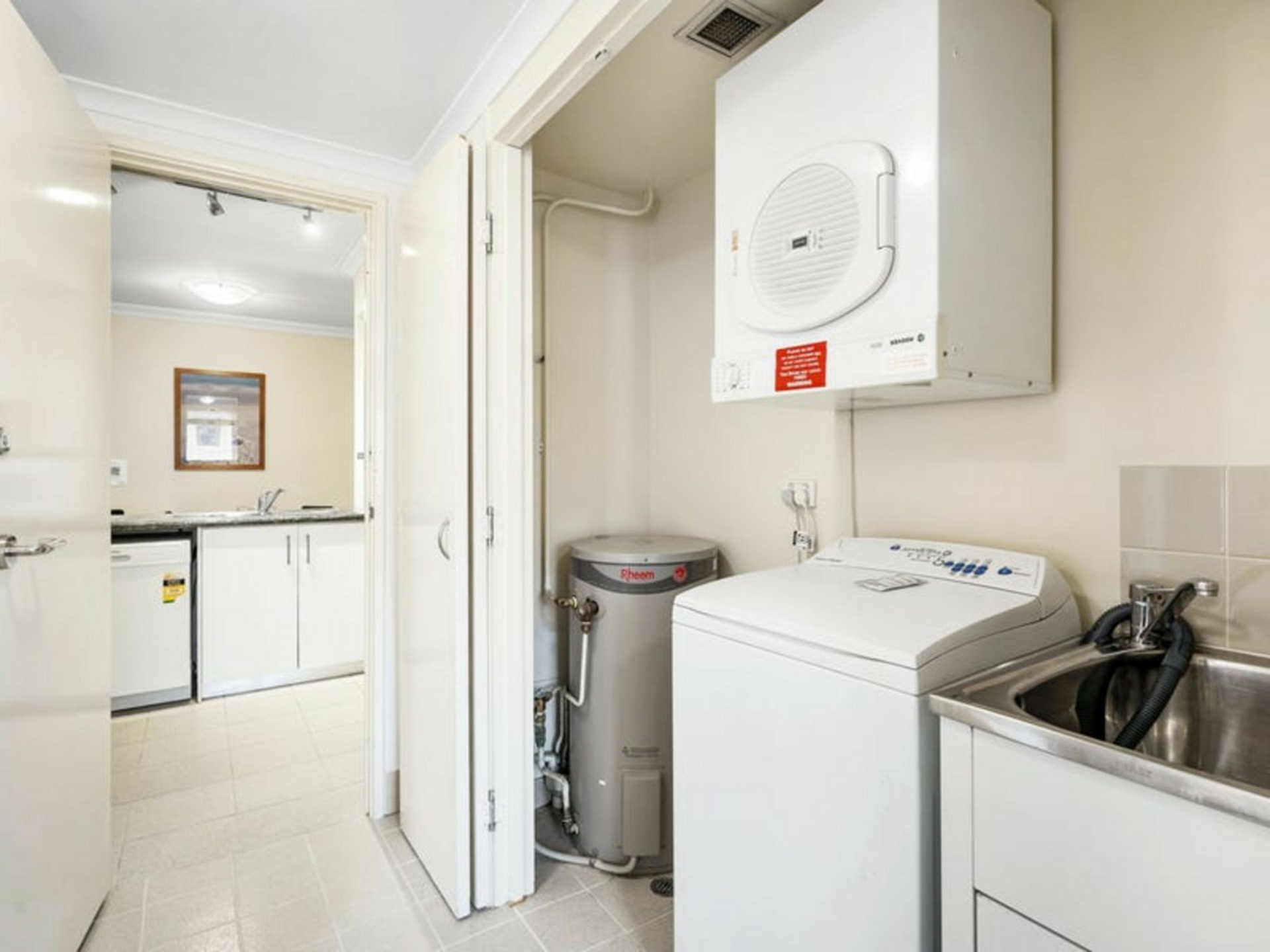 409/112 Mounts Bay Road, PERTH