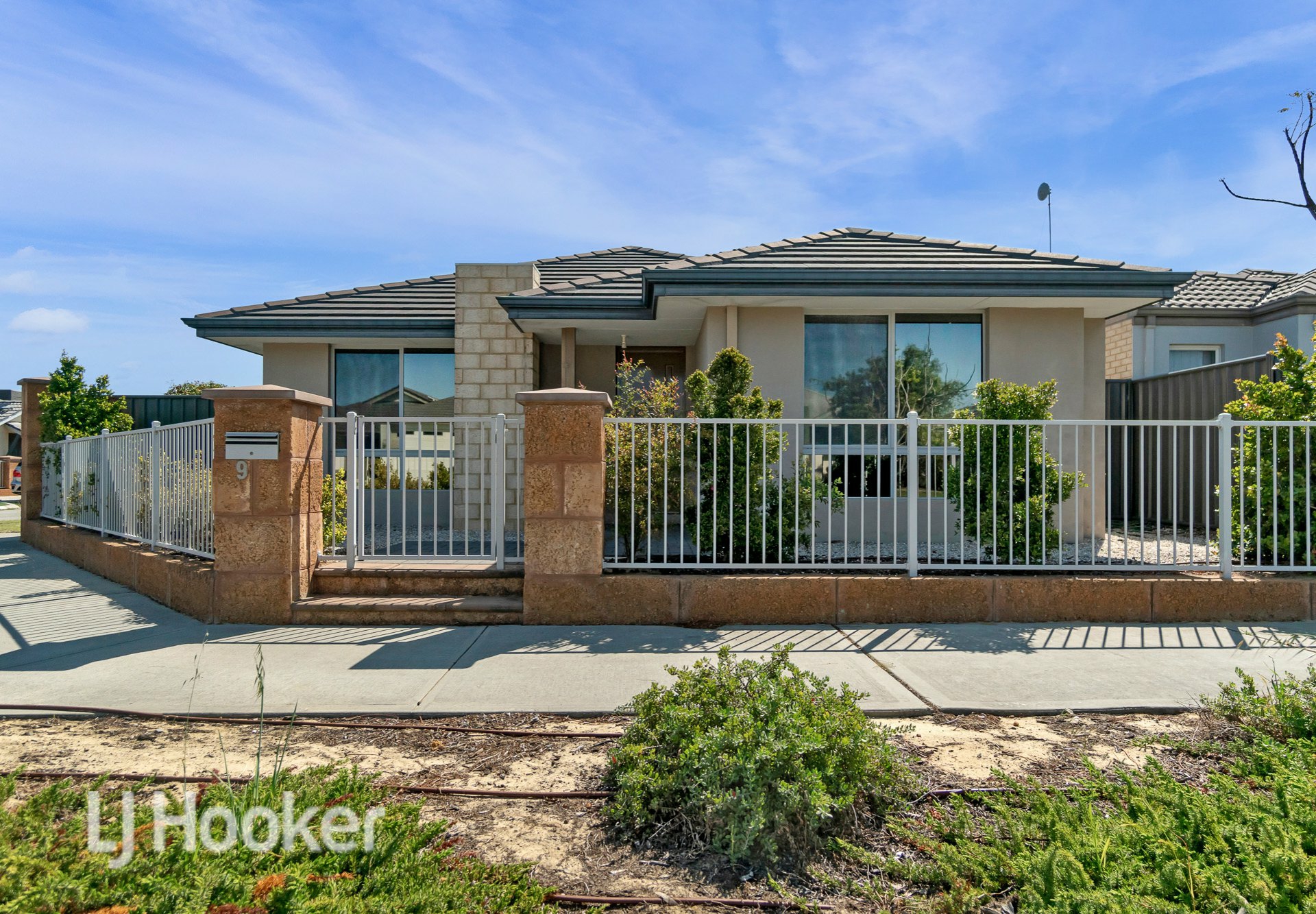 9 Montane Turn, BANKSIA GROVE