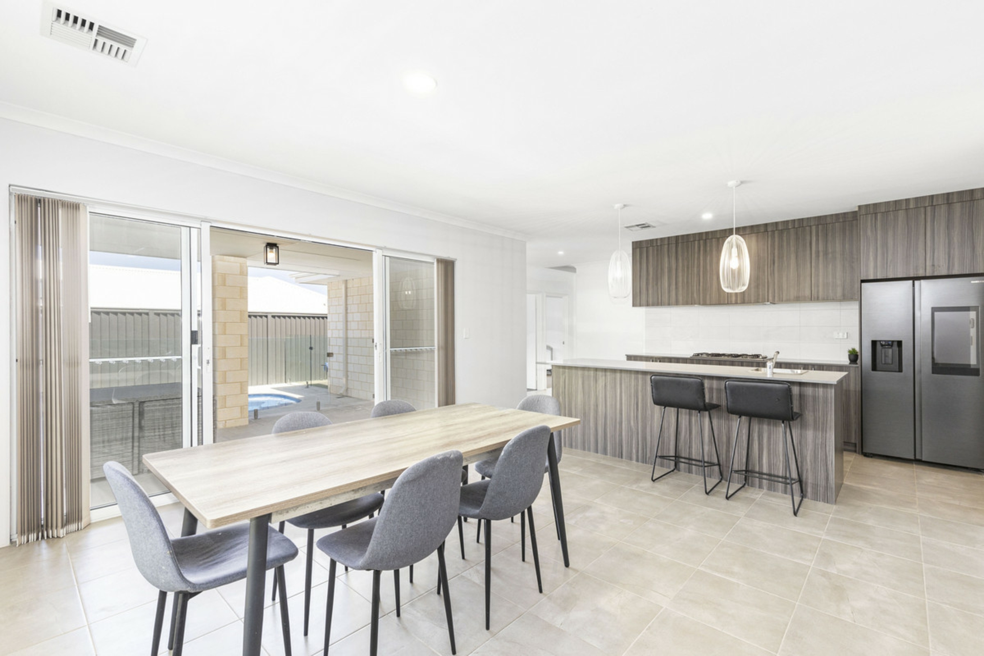 4 Spinosa Chase, JINDALEE