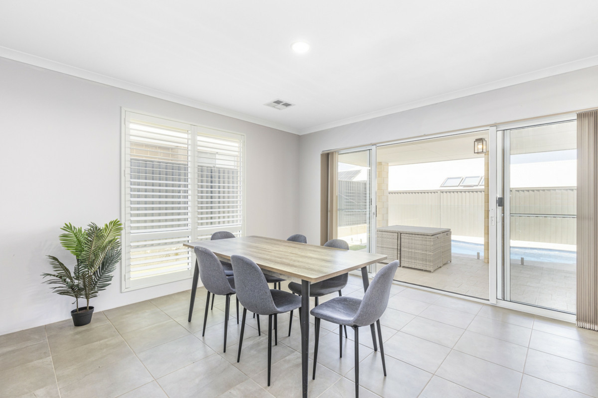 4 Spinosa Chase, JINDALEE