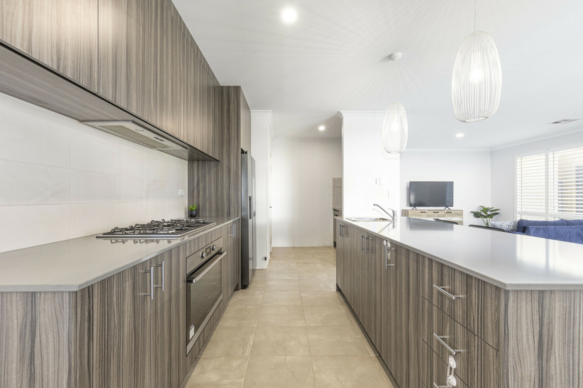 4 Spinosa Chase, JINDALEE