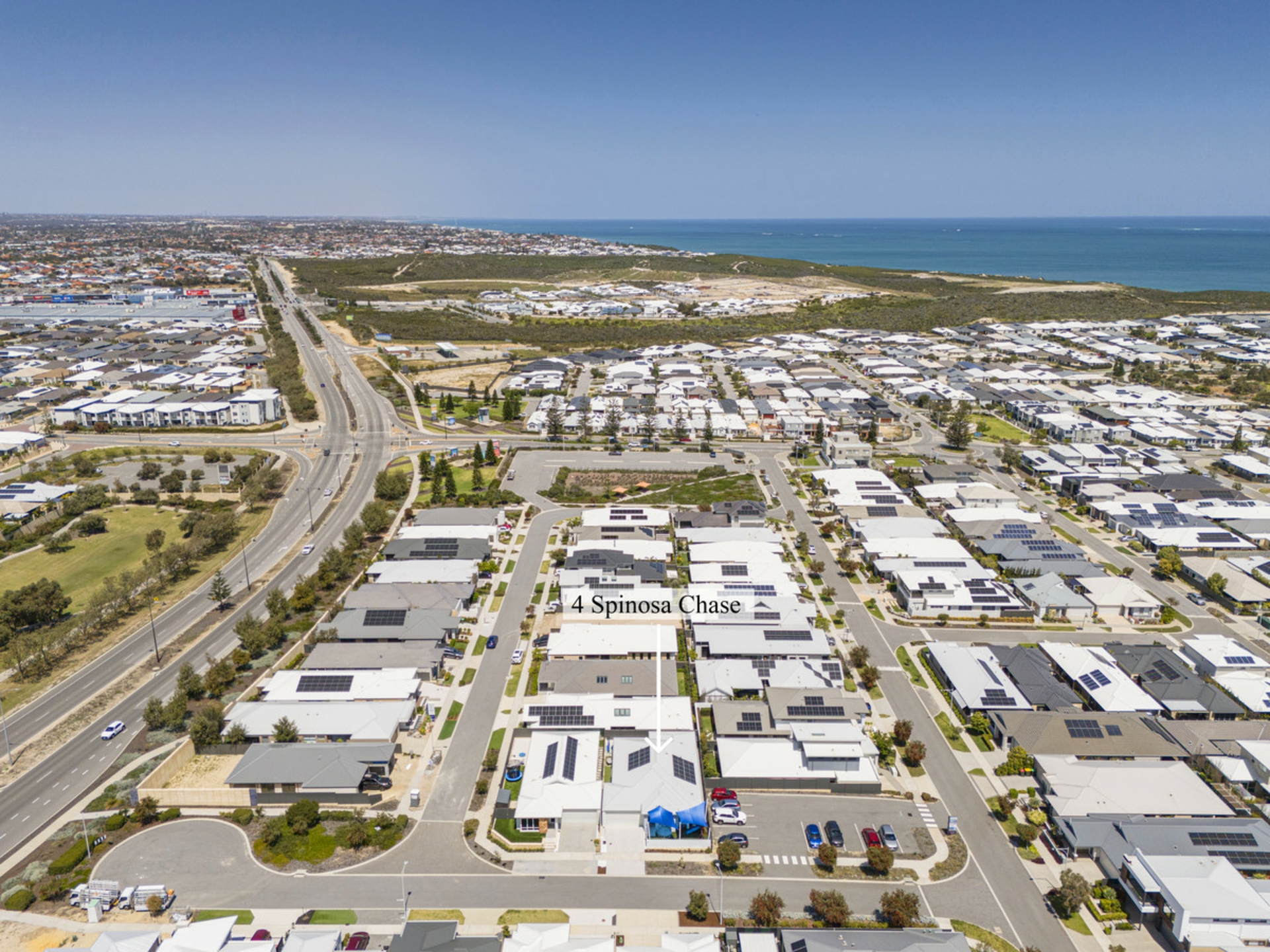 4 Spinosa Chase, JINDALEE