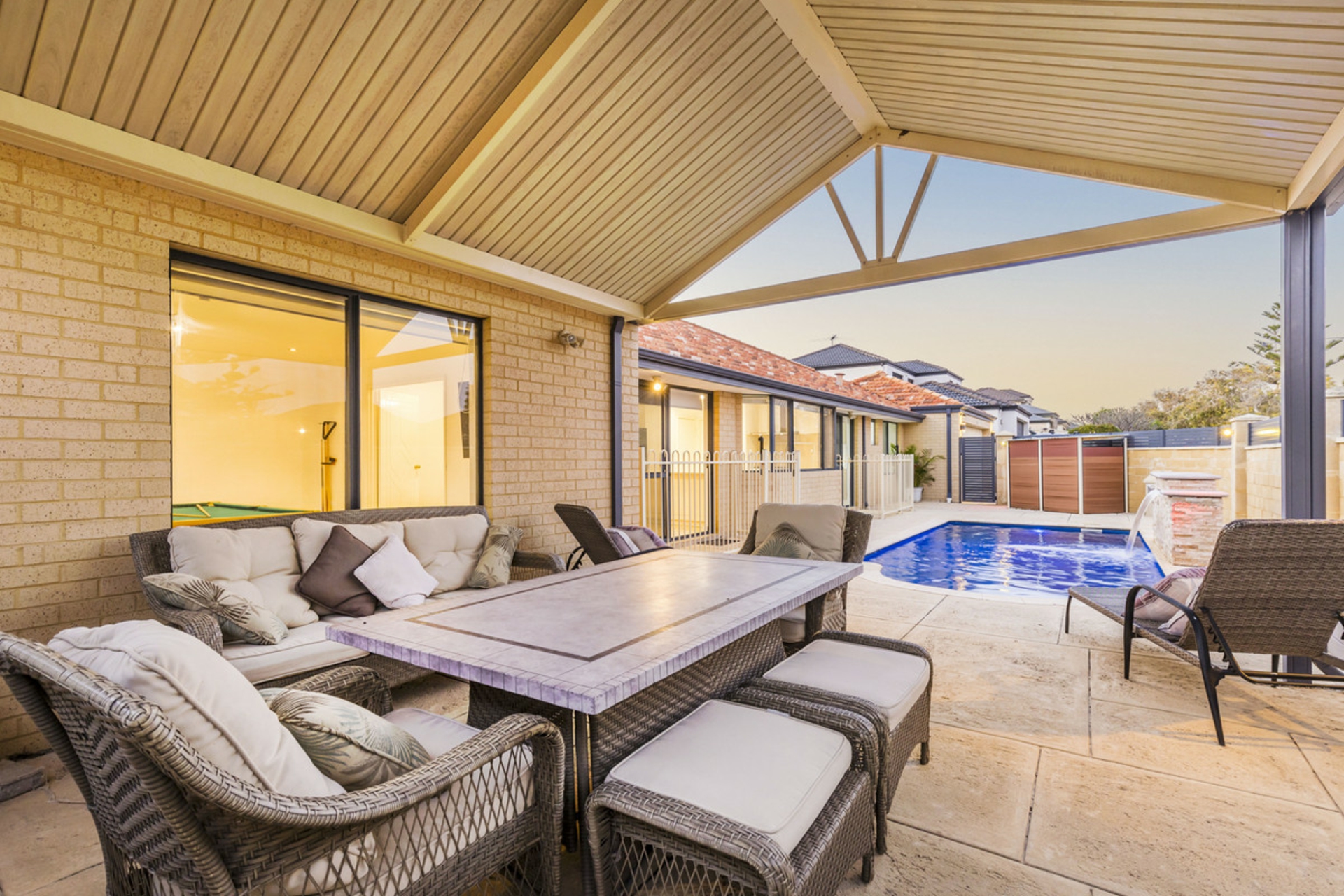 239 Santa Barbara Parade, JINDALEE