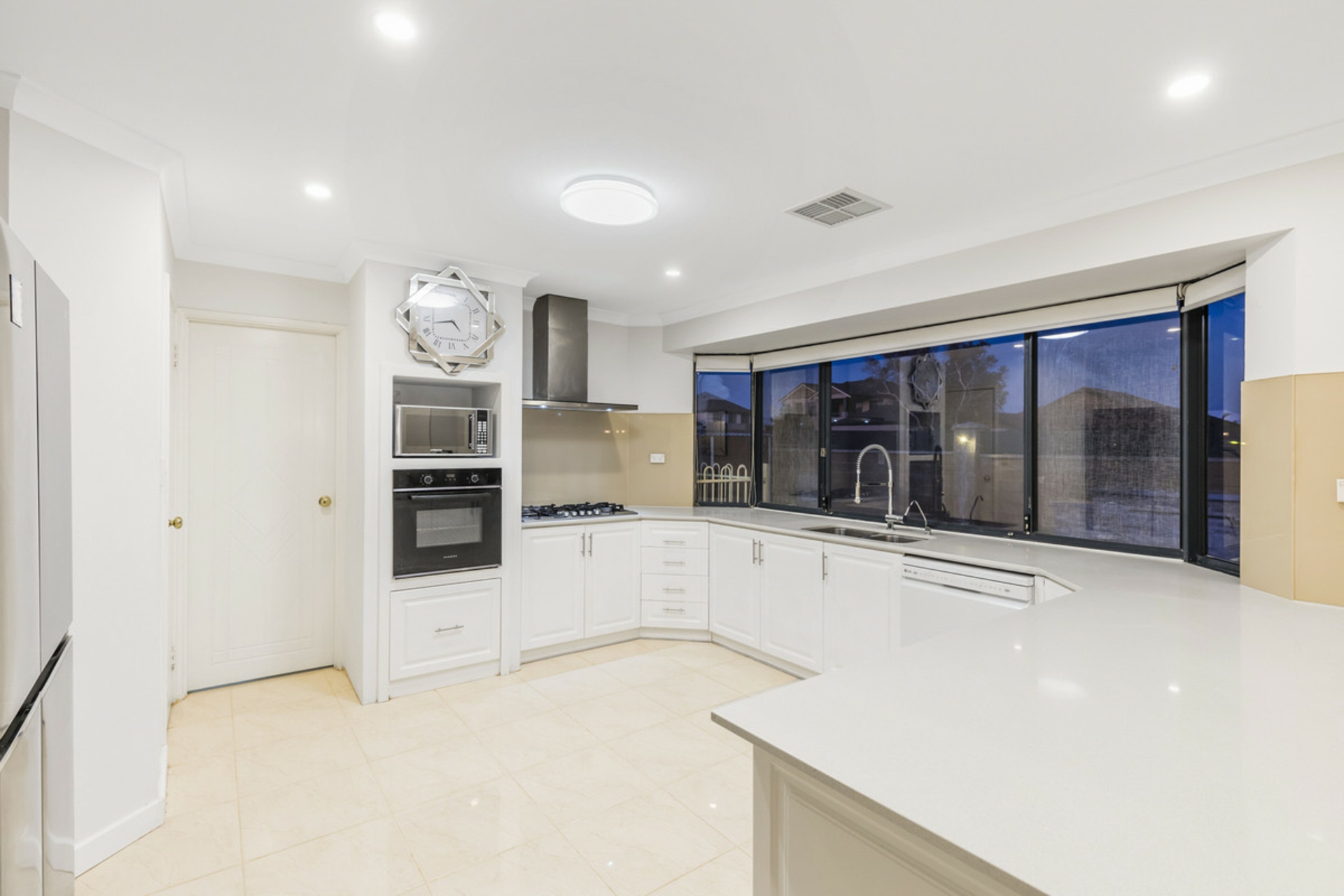 239 Santa Barbara Parade, JINDALEE
