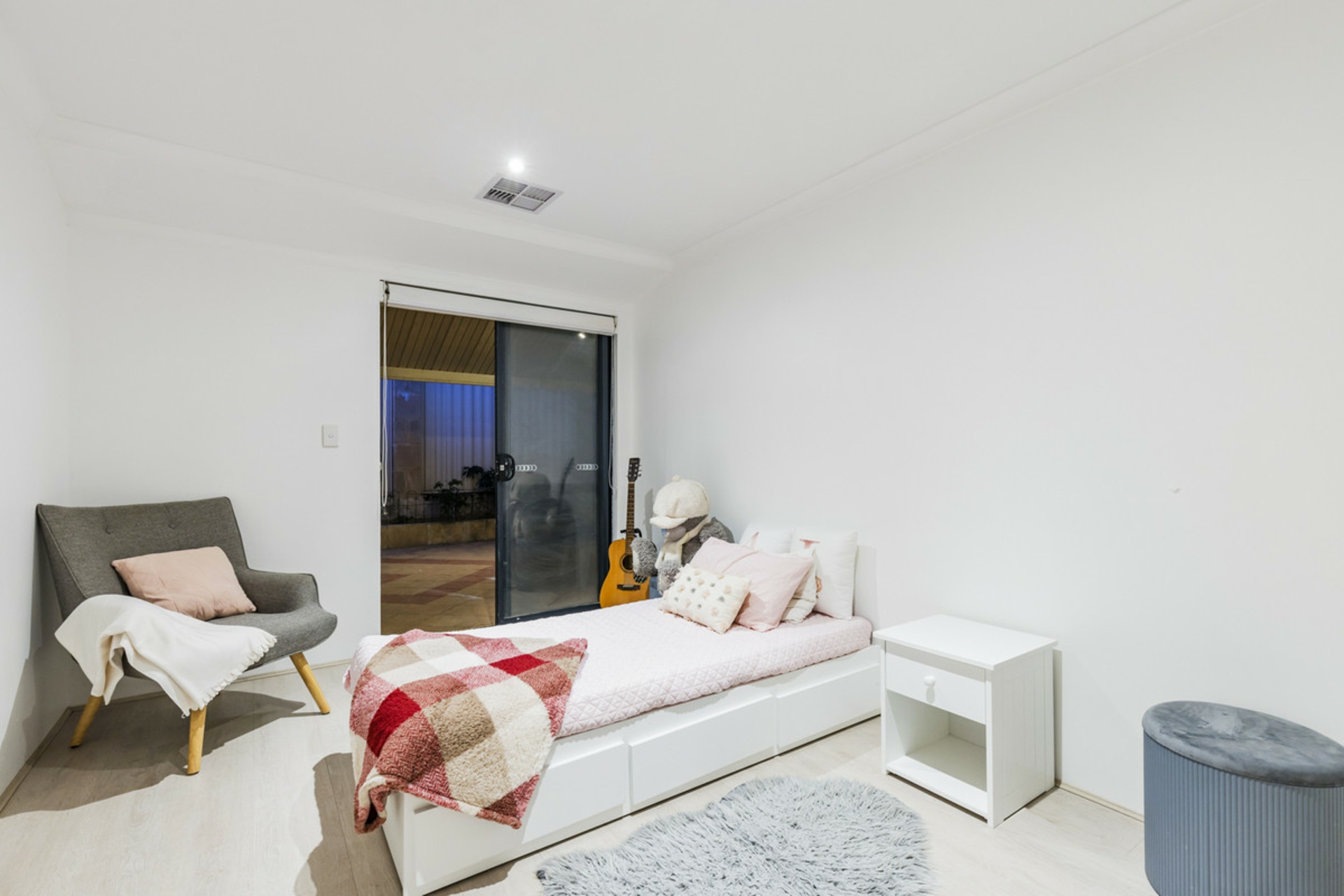 239 Santa Barbara Parade, JINDALEE