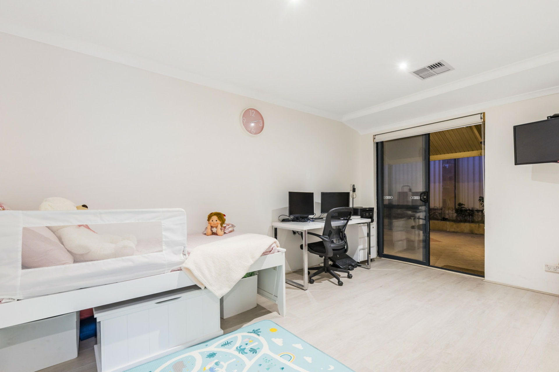 239 Santa Barbara Parade, JINDALEE