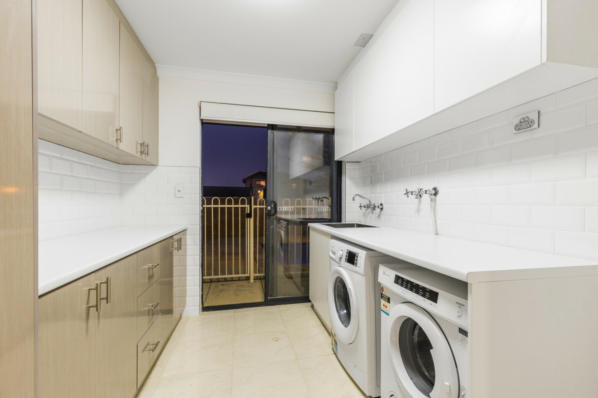 239 Santa Barbara Parade, JINDALEE