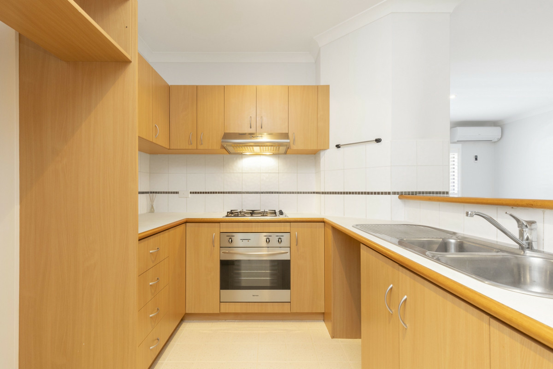 12/27 Piccadilly Circle, JOONDALUP