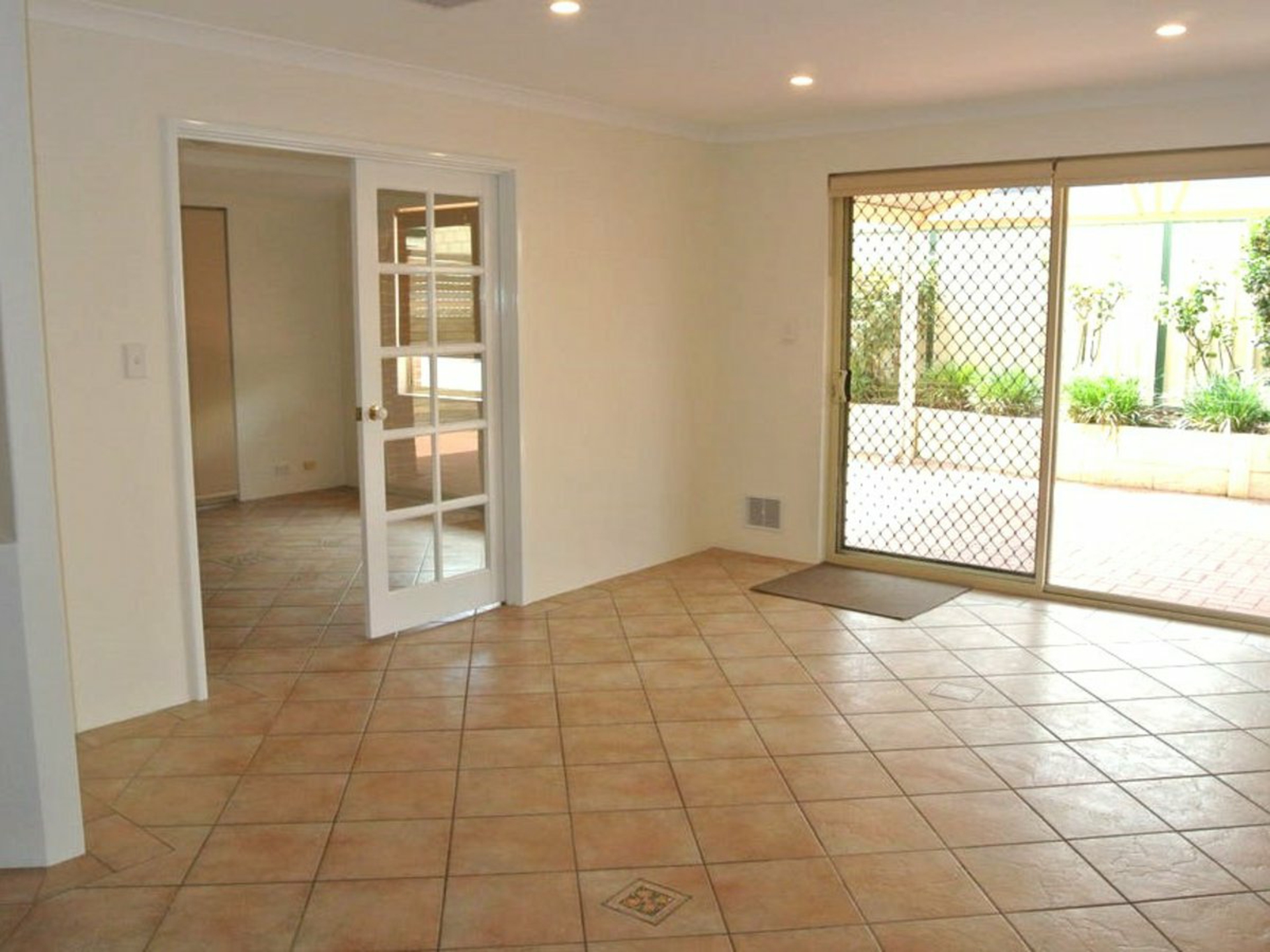 44 Lotherton Way, HOCKING