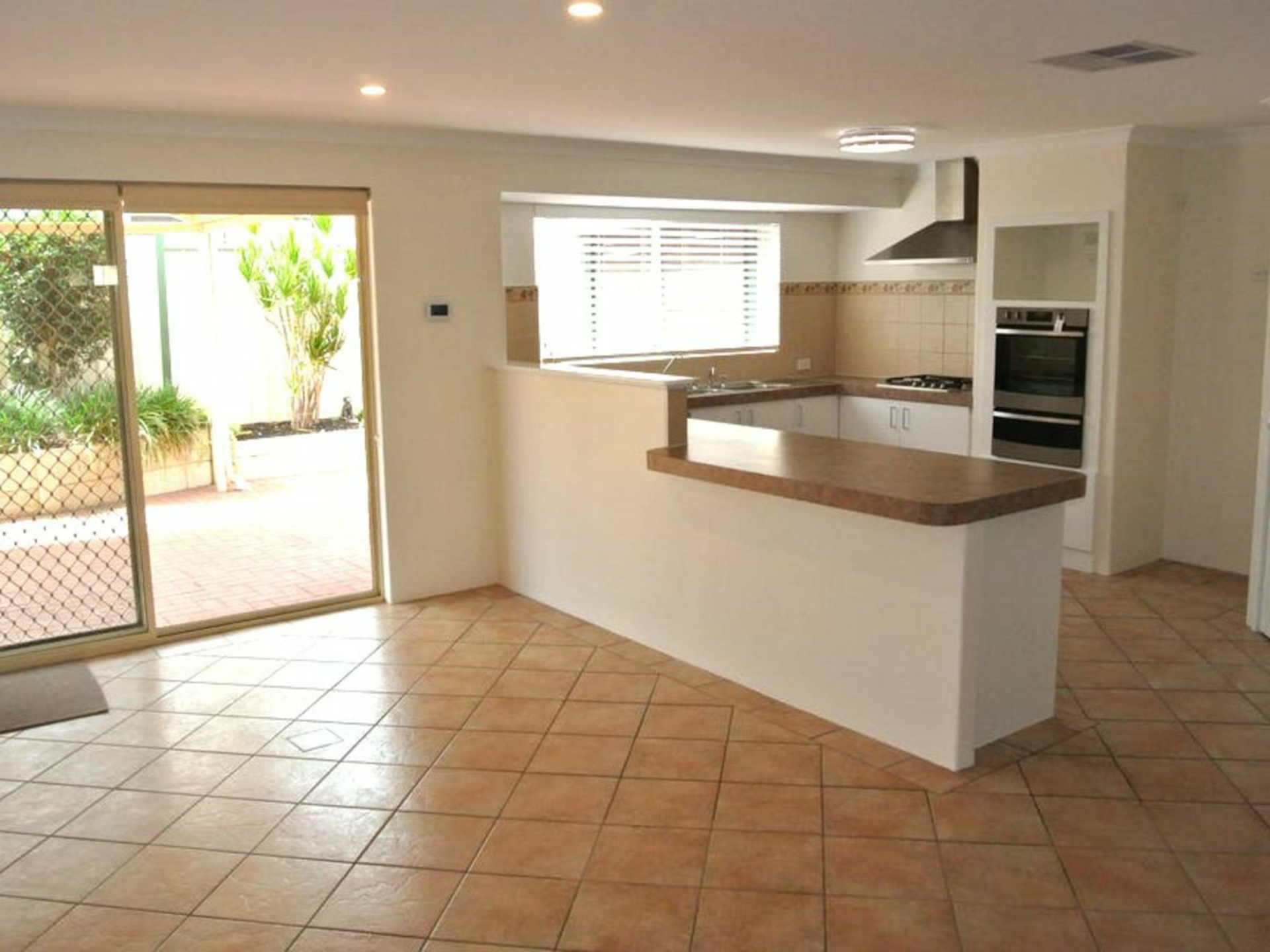 44 Lotherton Way, HOCKING
