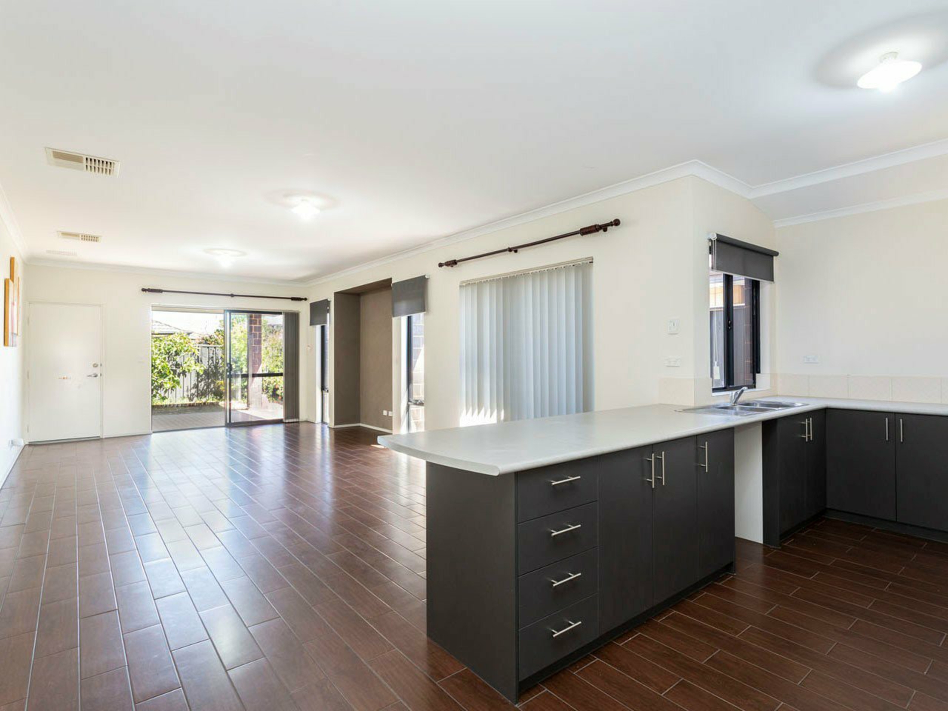 106 Joseph Banks Boulevard, BANKSIA GROVE