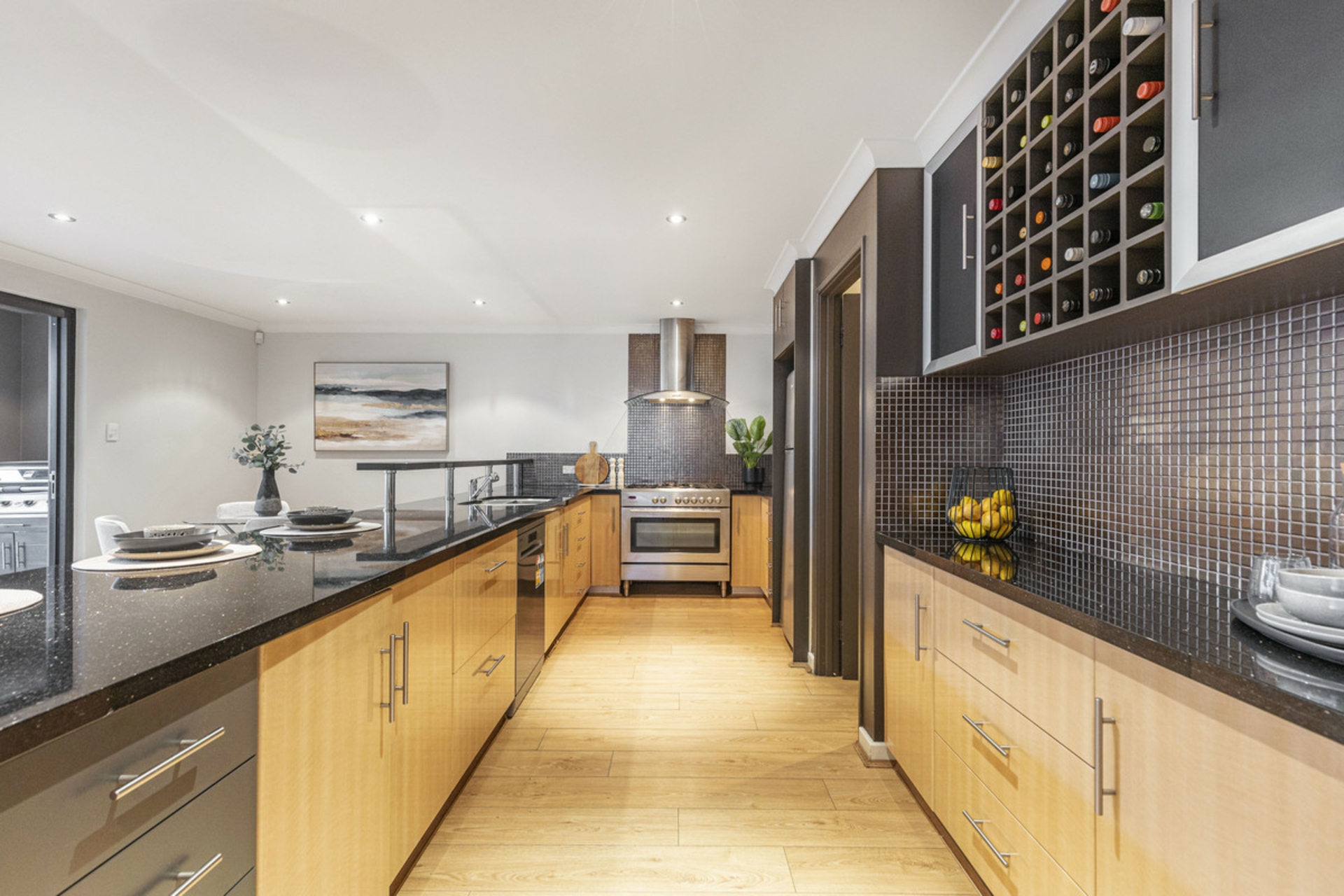 137 Dianella Drive, DIANELLA