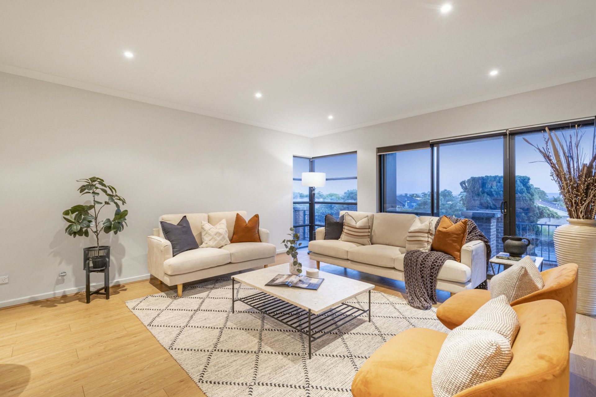 137 Dianella Drive, DIANELLA