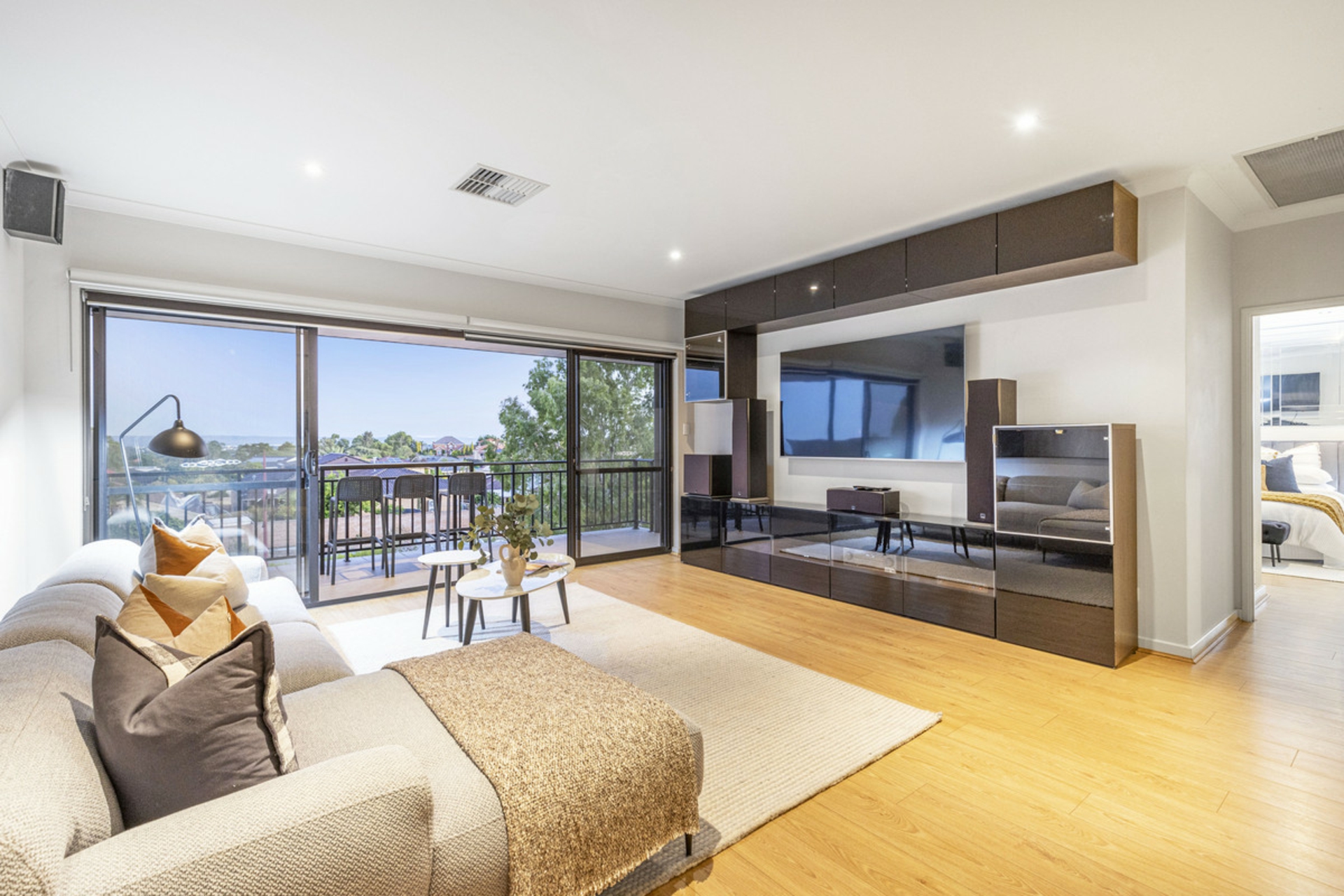 137 Dianella Drive, DIANELLA