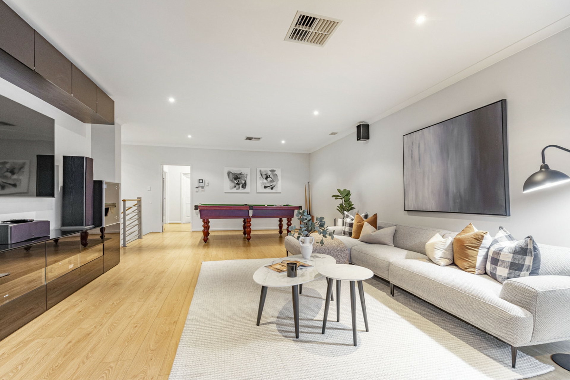 137 Dianella Drive, DIANELLA