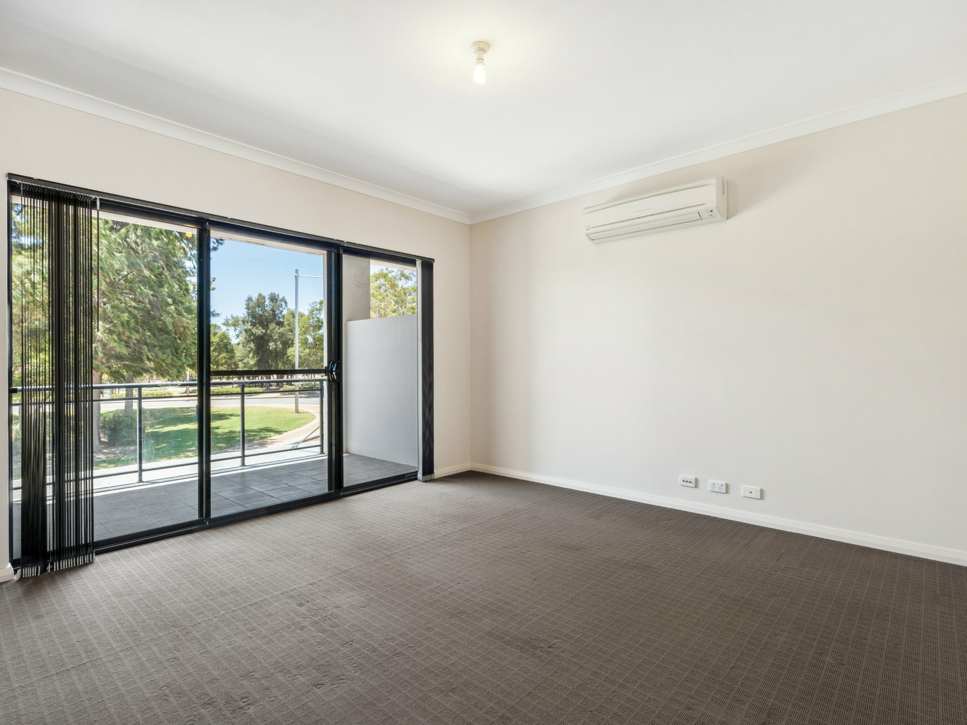 8/37 Piccadilly Circle, JOONDALUP
