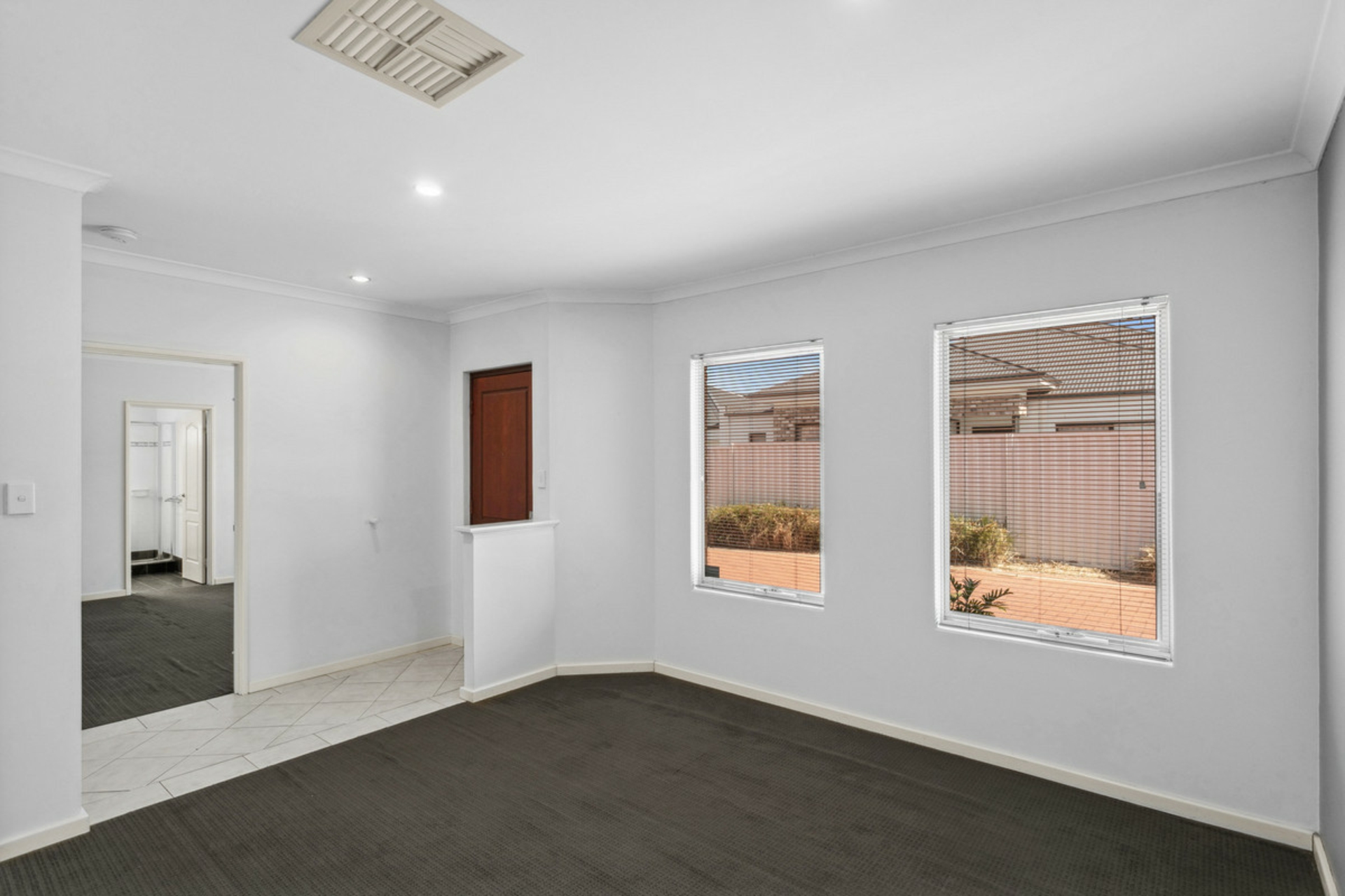 8B Hindmarsh, YOKINE