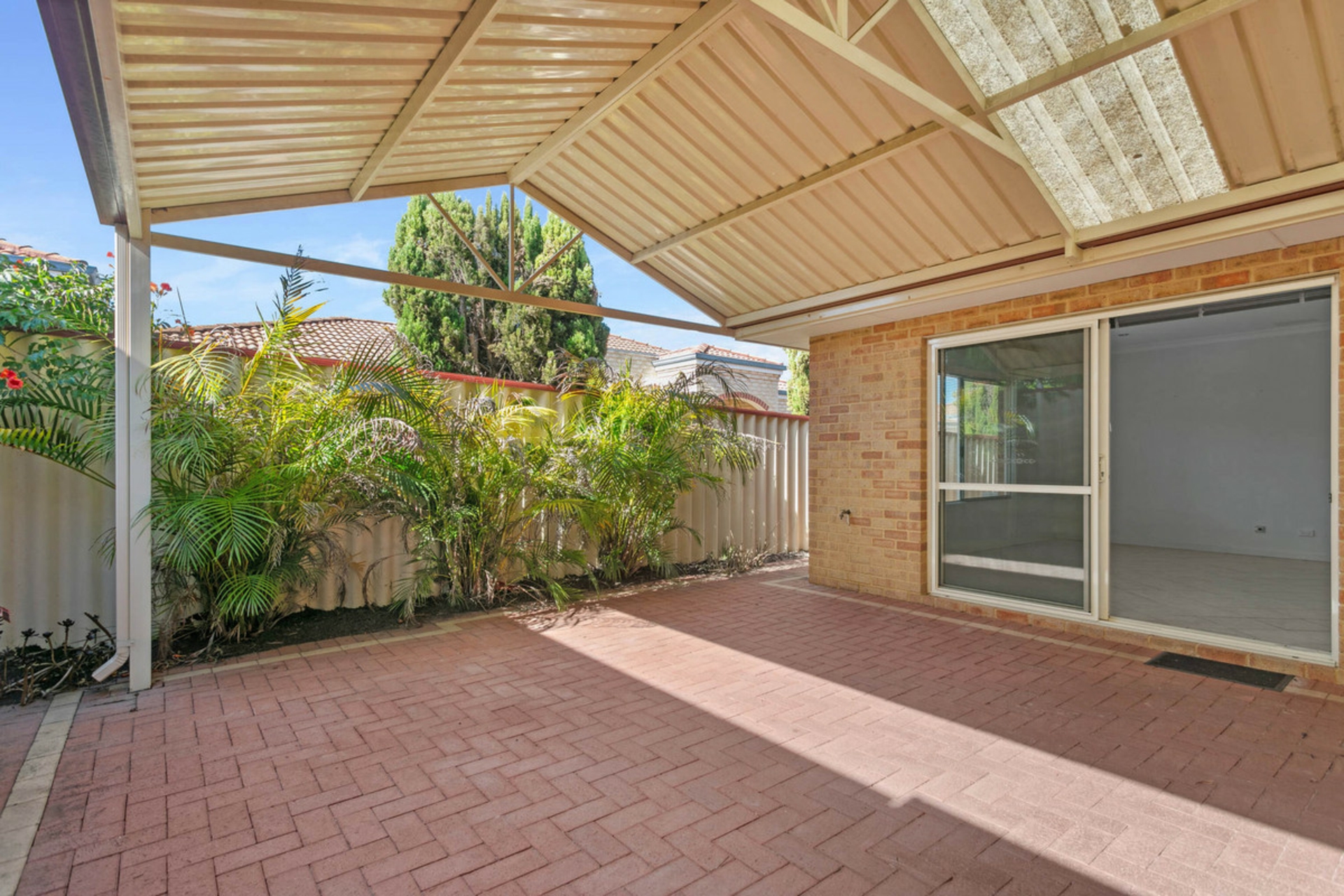 8B Hindmarsh, YOKINE