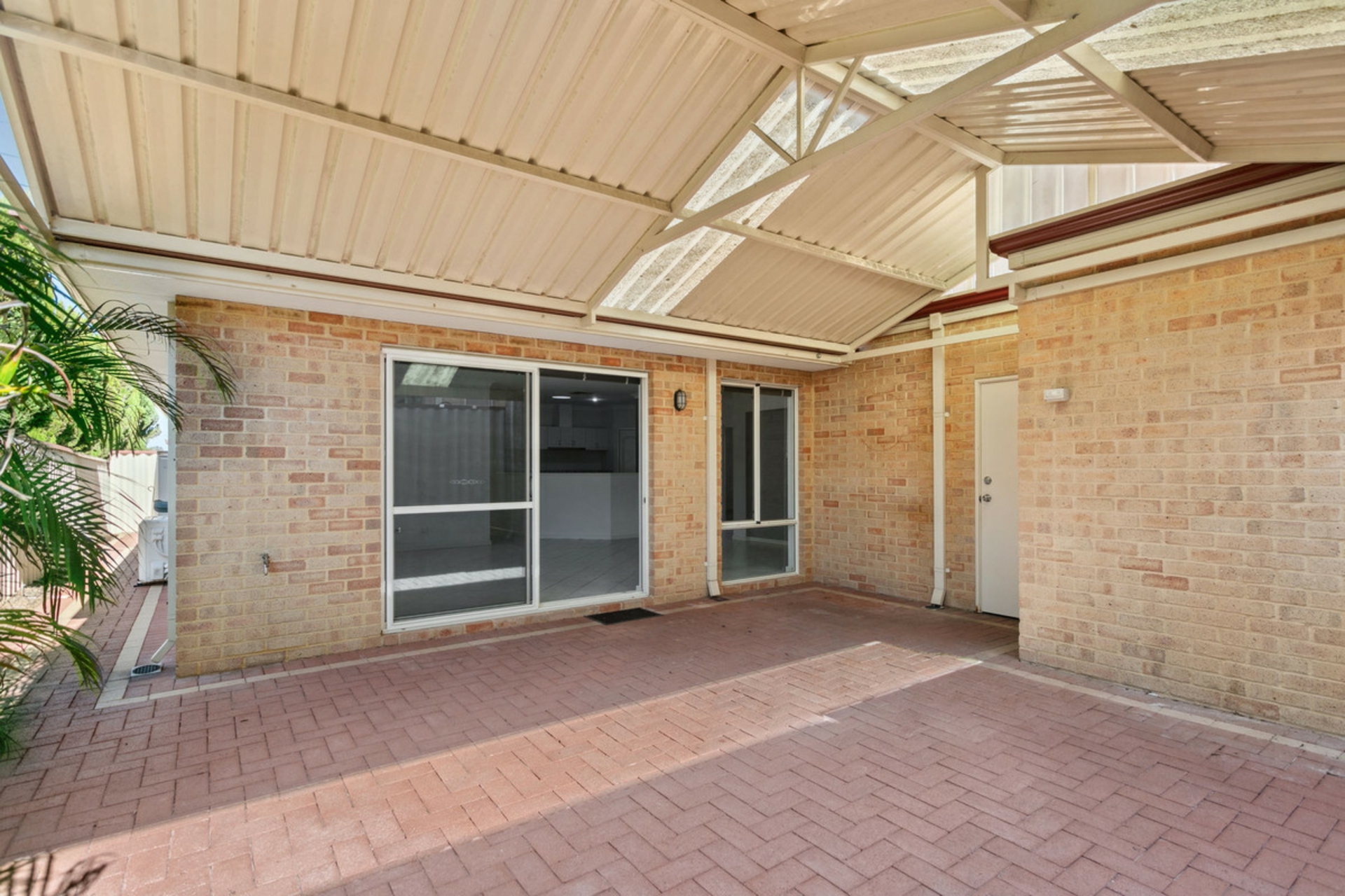 8B Hindmarsh, YOKINE