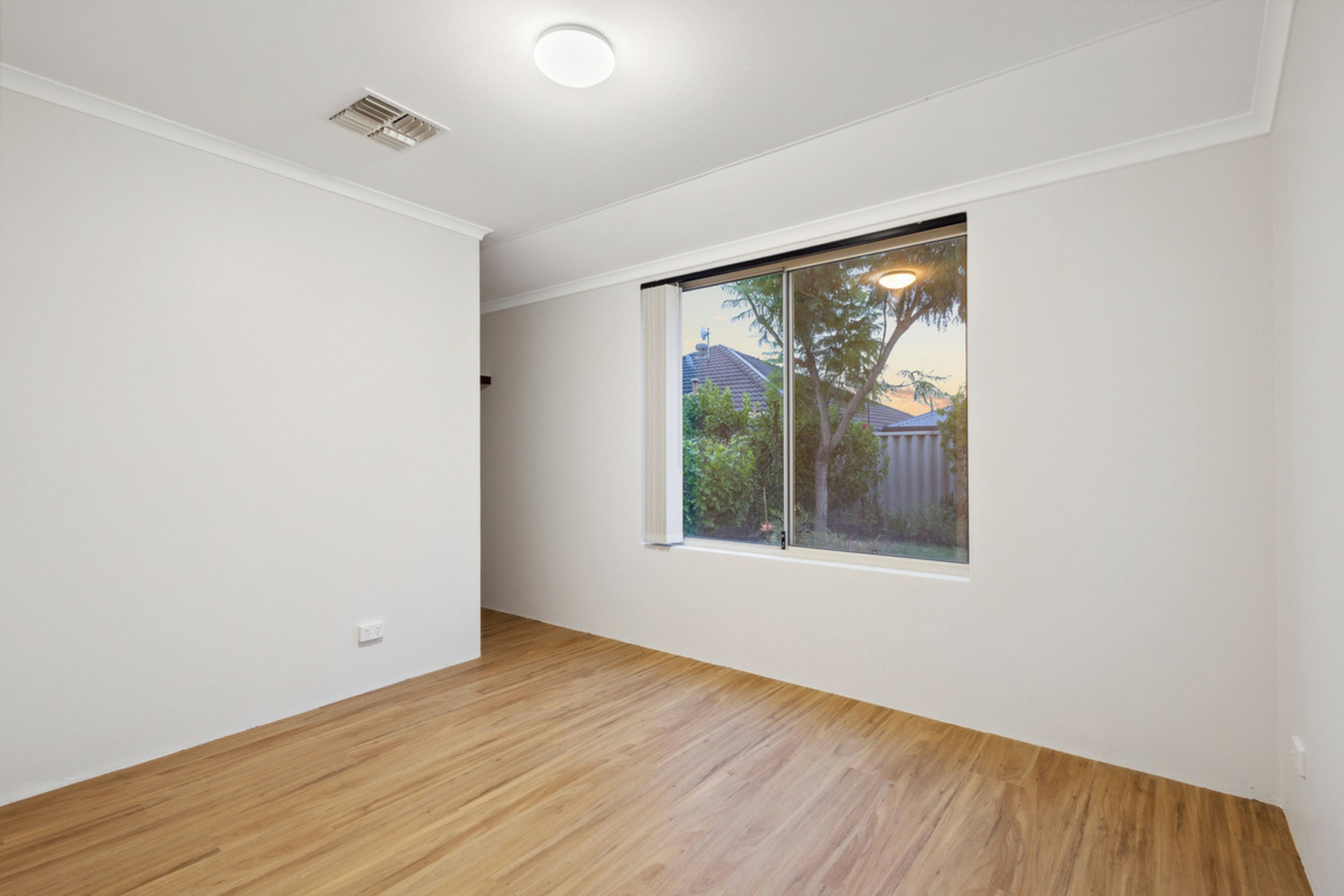 99 Clarkson Avenue, TAPPING