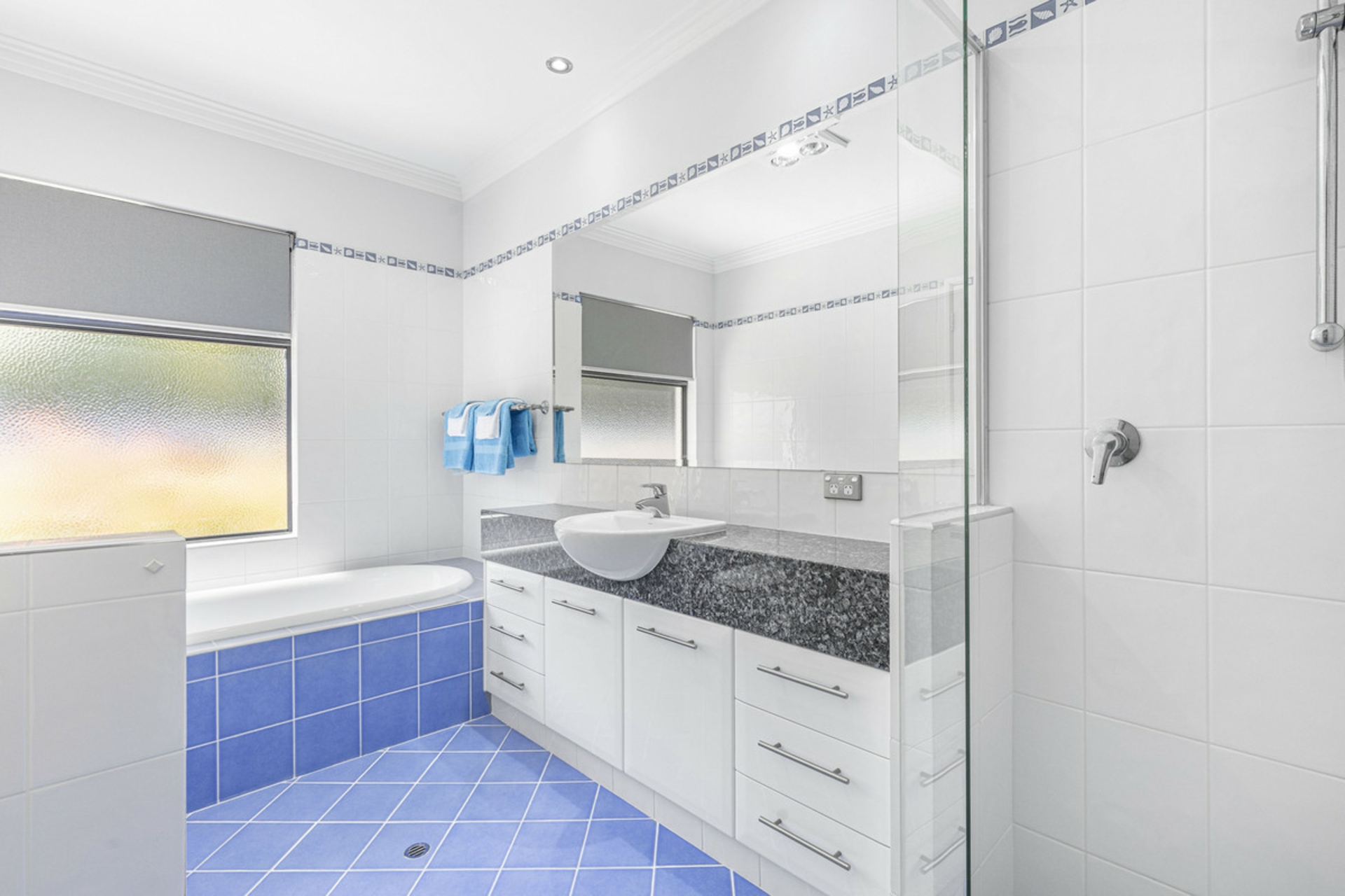 45 Mooring Crescent, OCEAN REEF