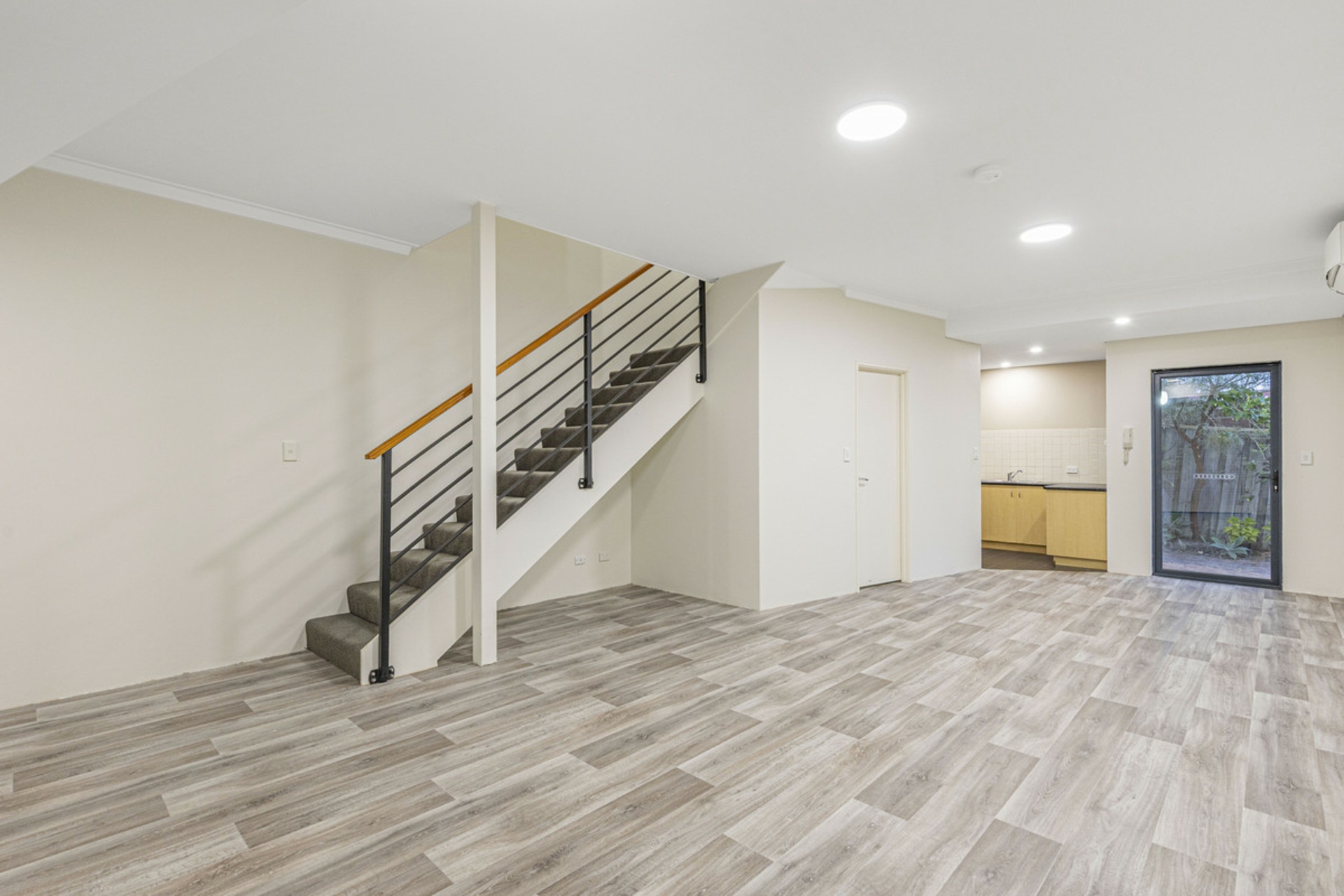 5/10 Kimberley Street, WEST LEEDERVILLE