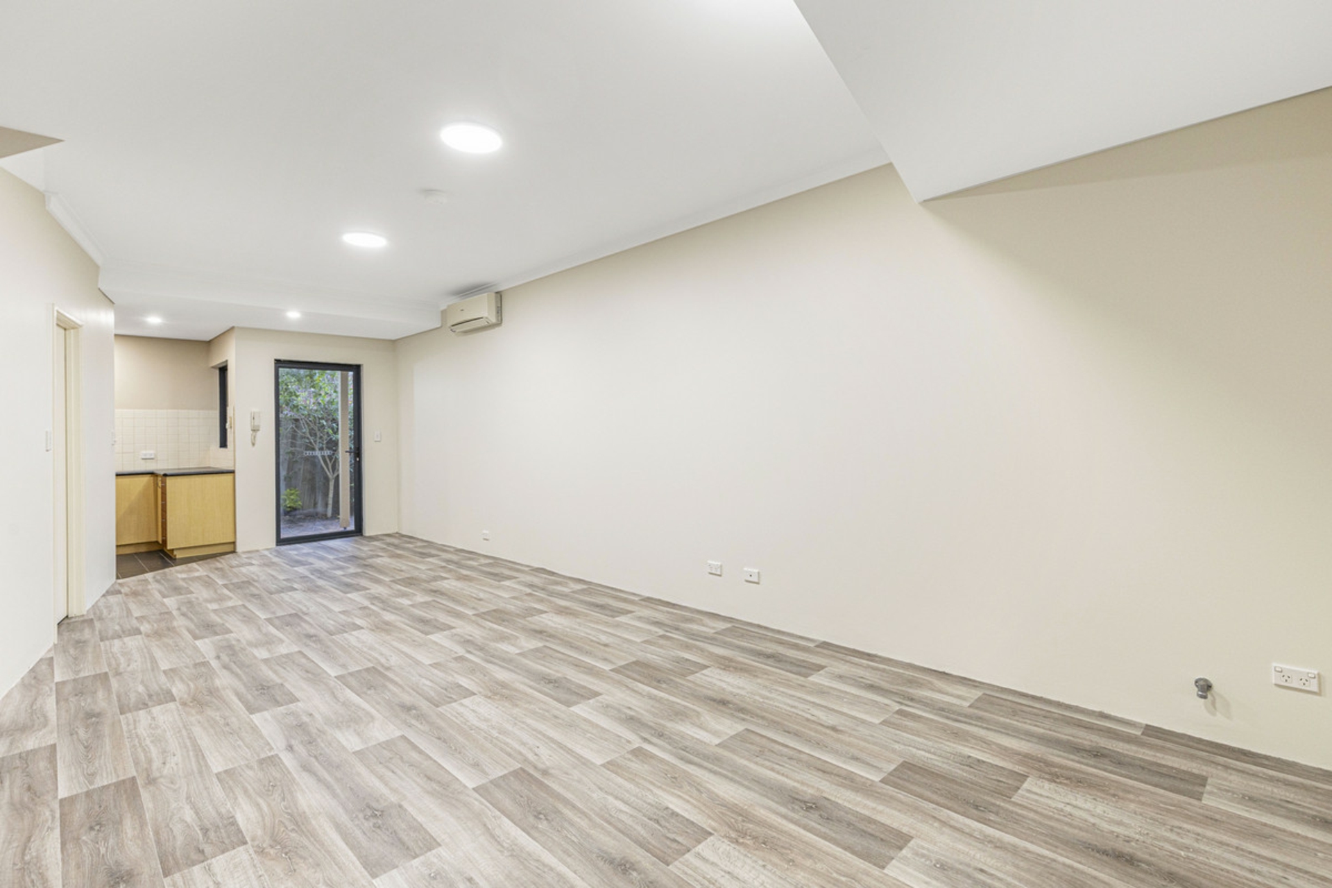 5/10 Kimberley Street, WEST LEEDERVILLE