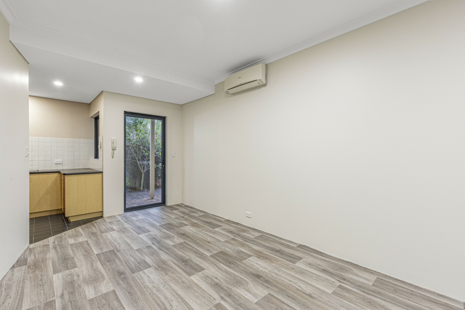 5/10 Kimberley Street, WEST LEEDERVILLE