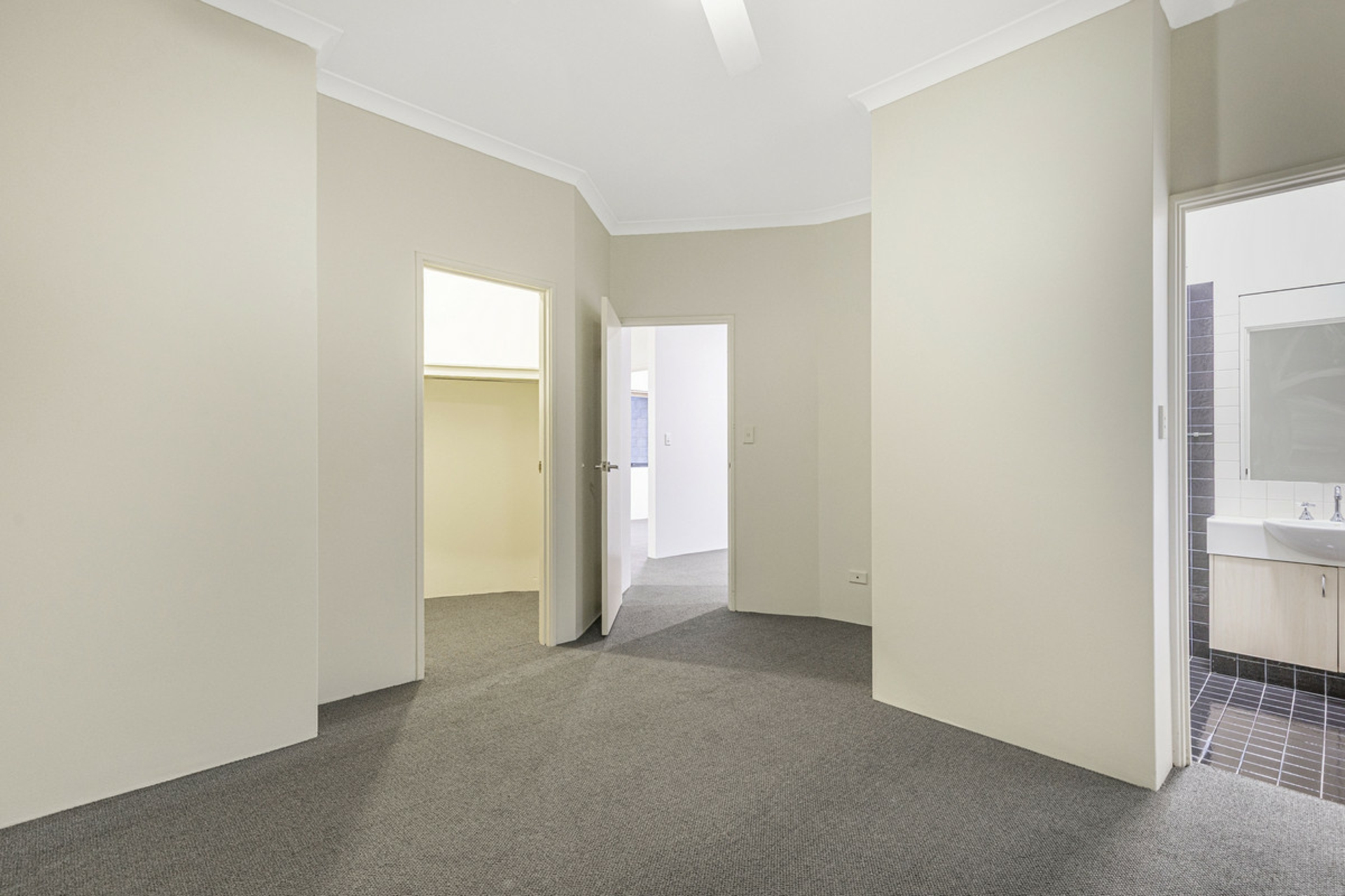5/10 Kimberley Street, WEST LEEDERVILLE