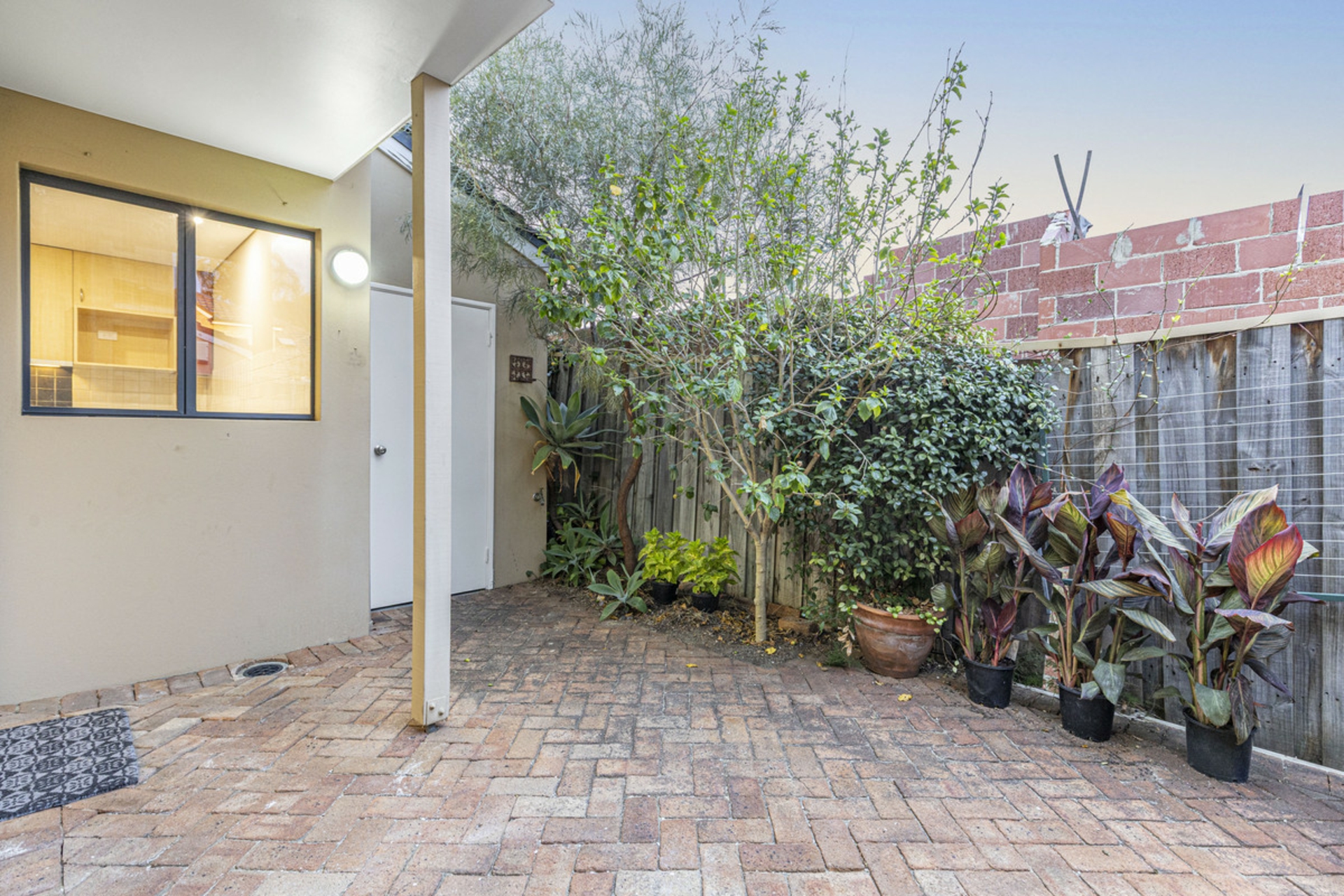 5/10 Kimberley Street, WEST LEEDERVILLE