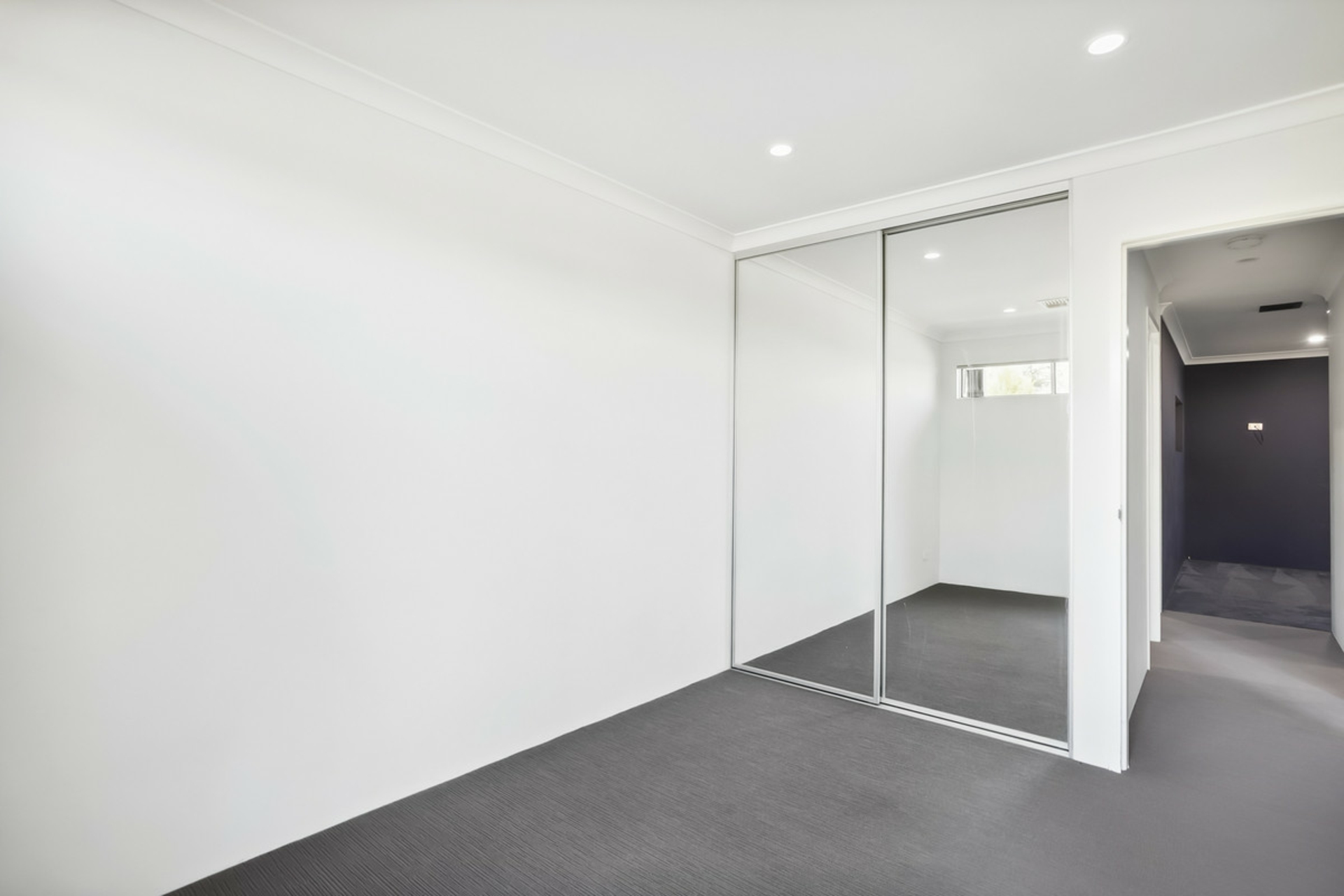 2 Tropicbird Drive, BANKSIA GROVE