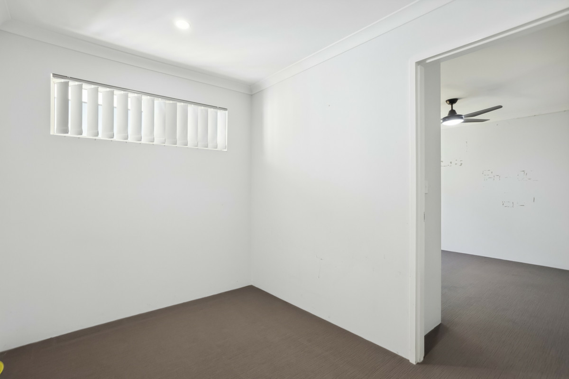 2 Tropicbird Drive, BANKSIA GROVE