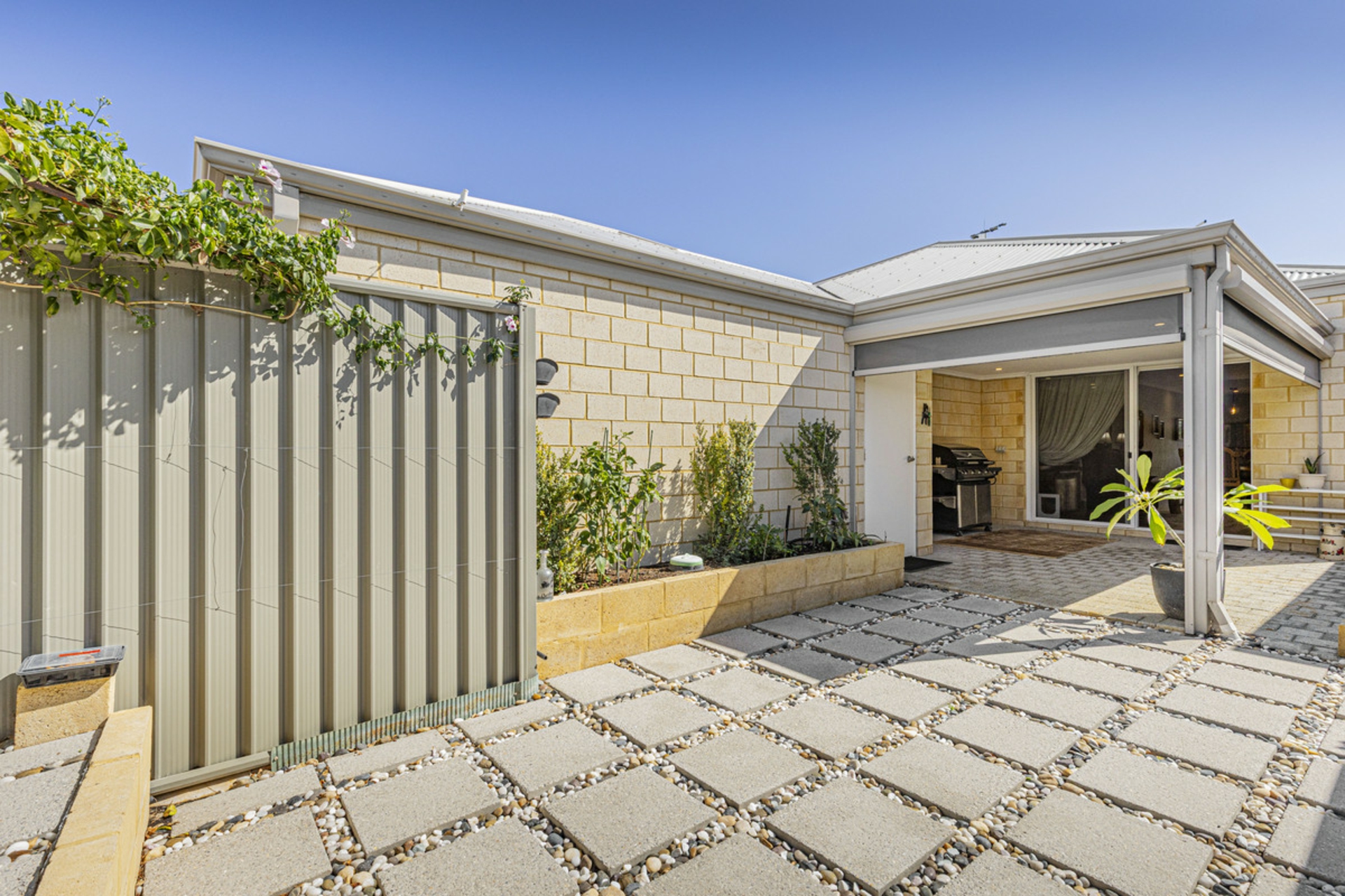 103 Cinnabar Drive, EGLINTON