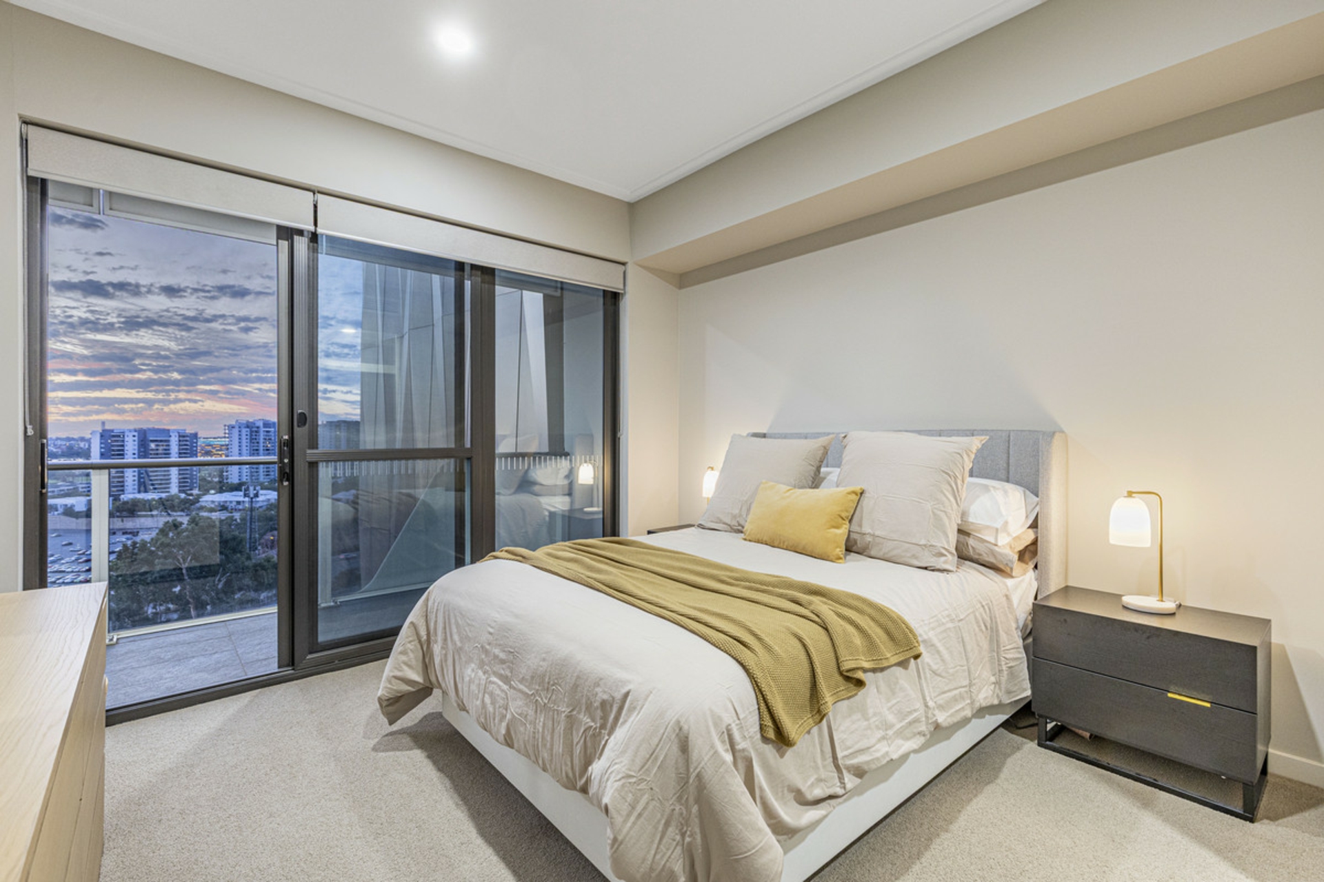 1110/118 Goodwood Parade, BURSWOOD