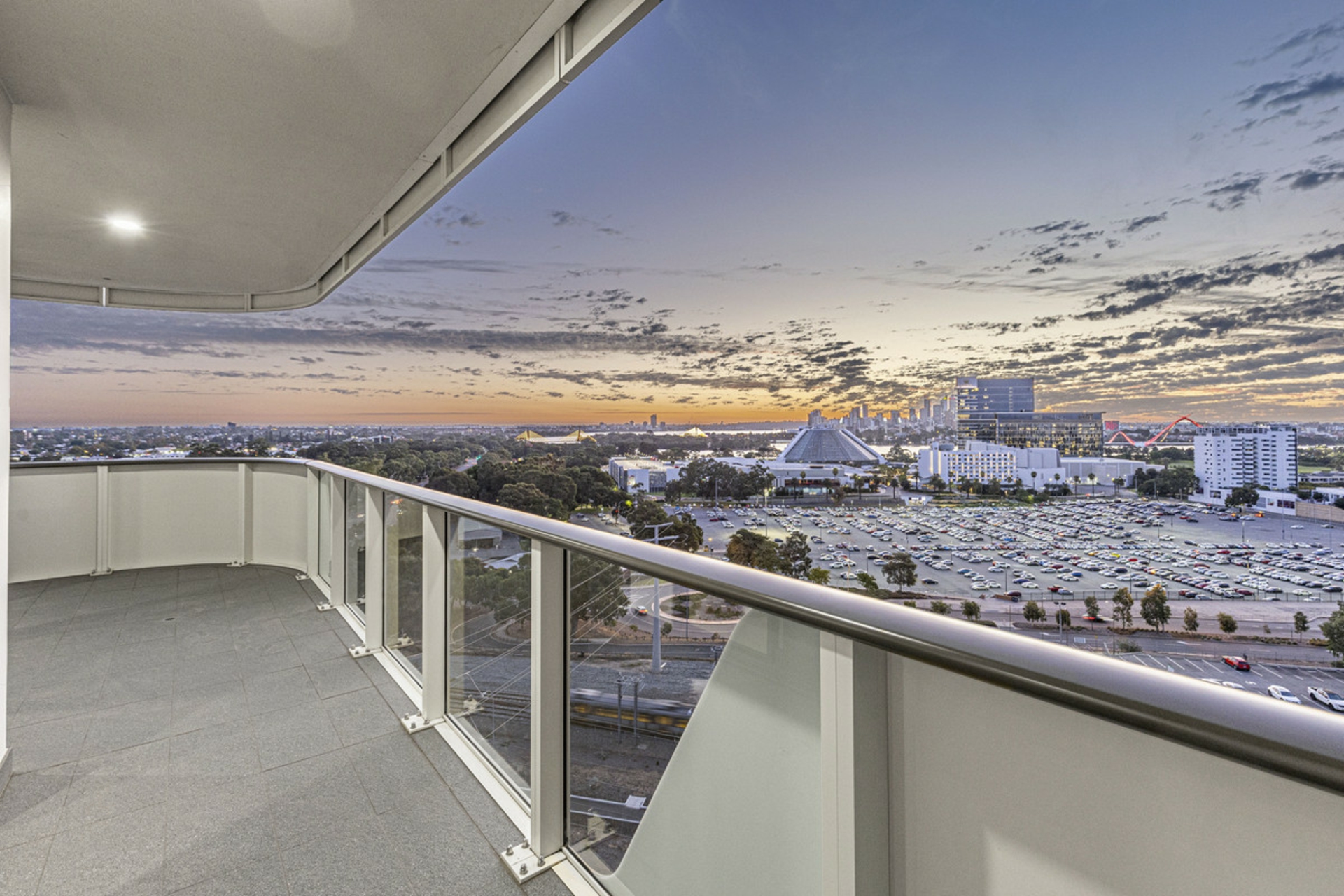 1110/118 Goodwood Parade, BURSWOOD