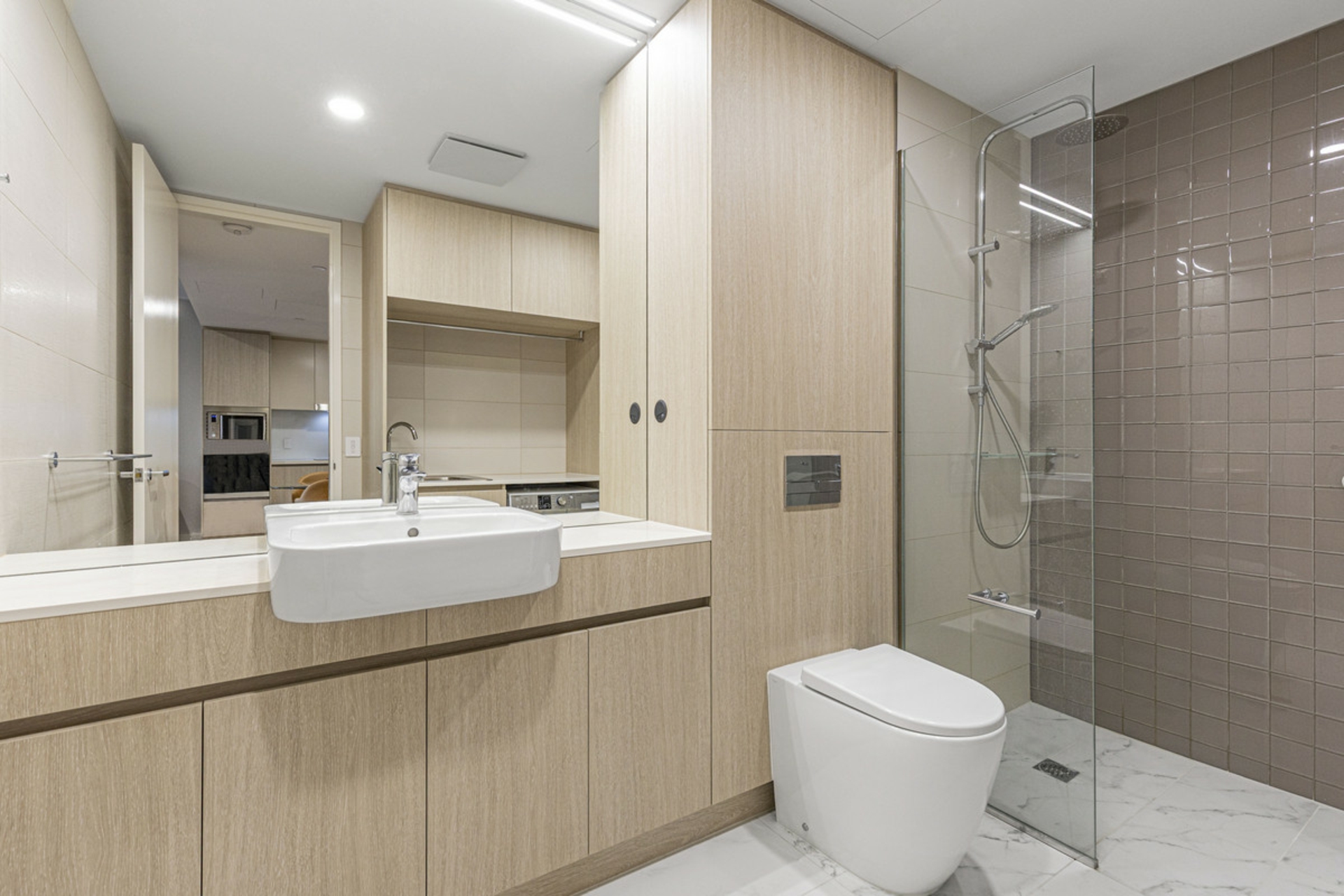 1110/118 Goodwood Parade, BURSWOOD