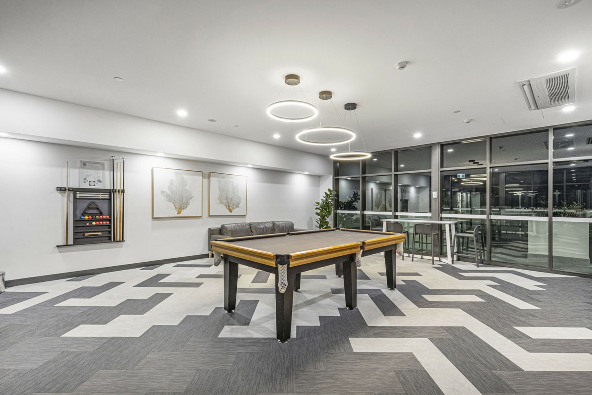 1110/118 Goodwood Parade, BURSWOOD