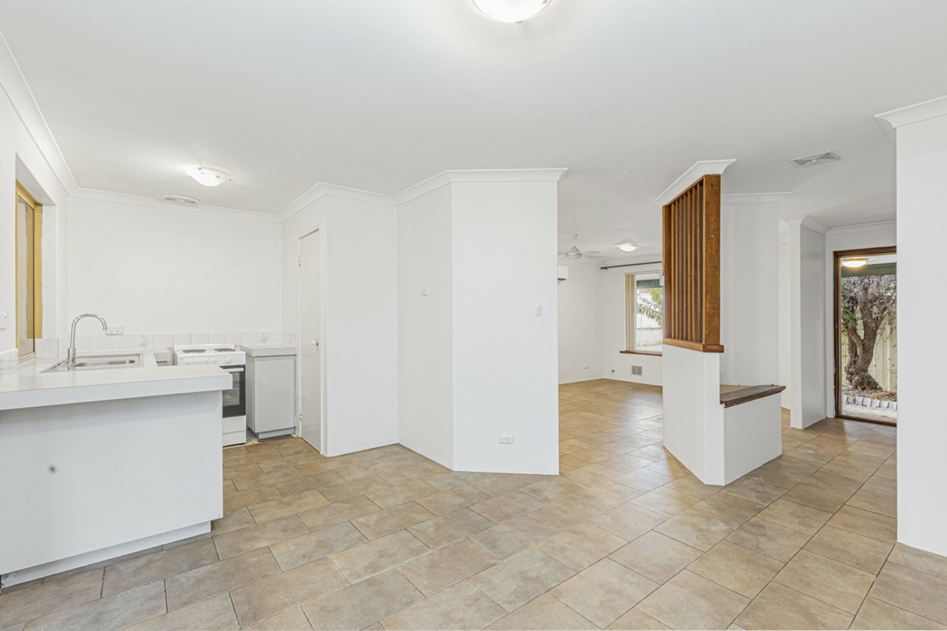 1B Manyarra Turn, JOONDALUP