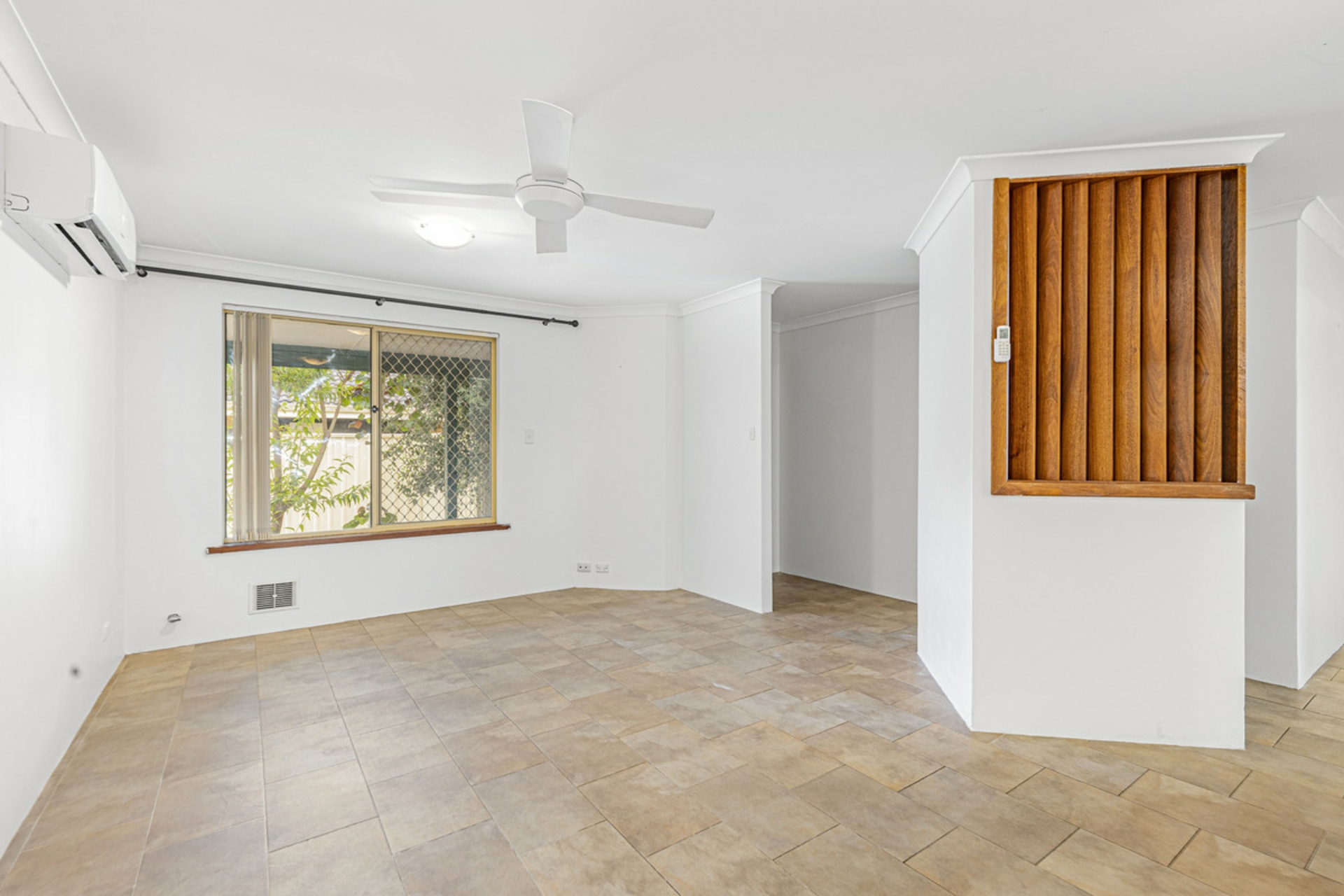 1B Manyarra Turn, JOONDALUP
