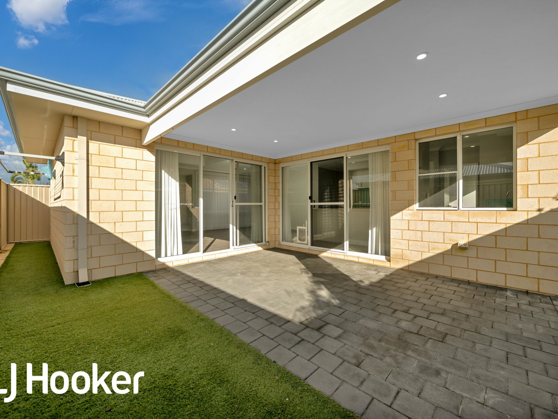 10 Schauss Road Eglinton WA