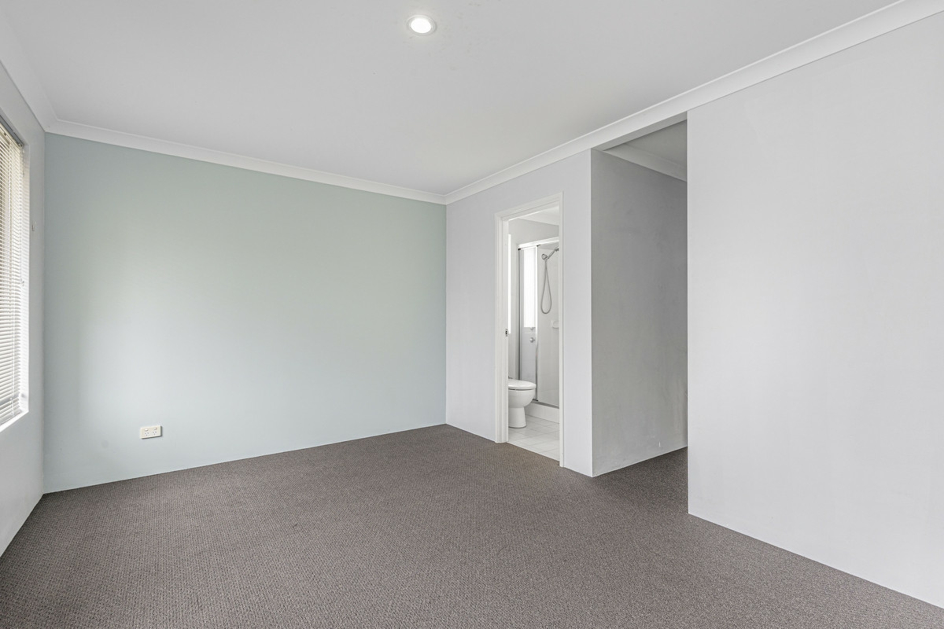 1 Benfleet Drive — photo 9 of 27