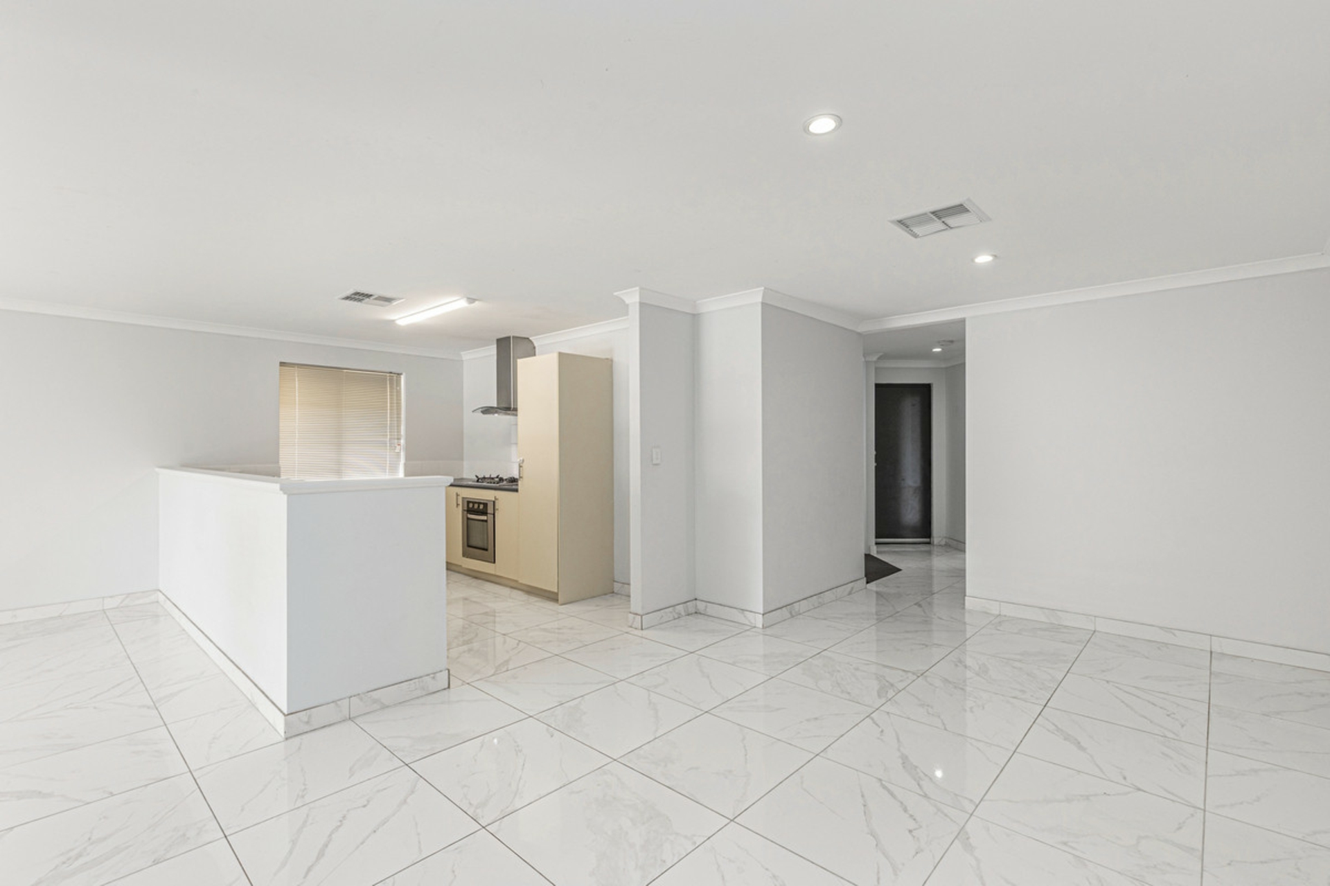 1 Benfleet Drive — photo 10 of 27