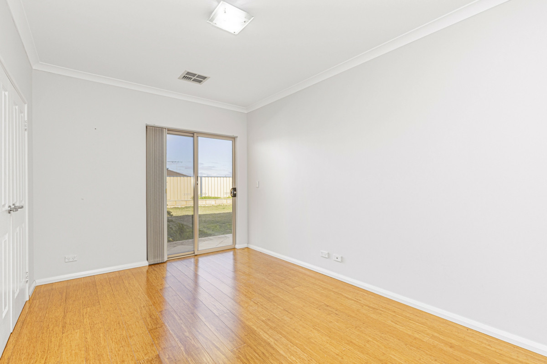 3 Litchfield Crescent — photo 20 of 30