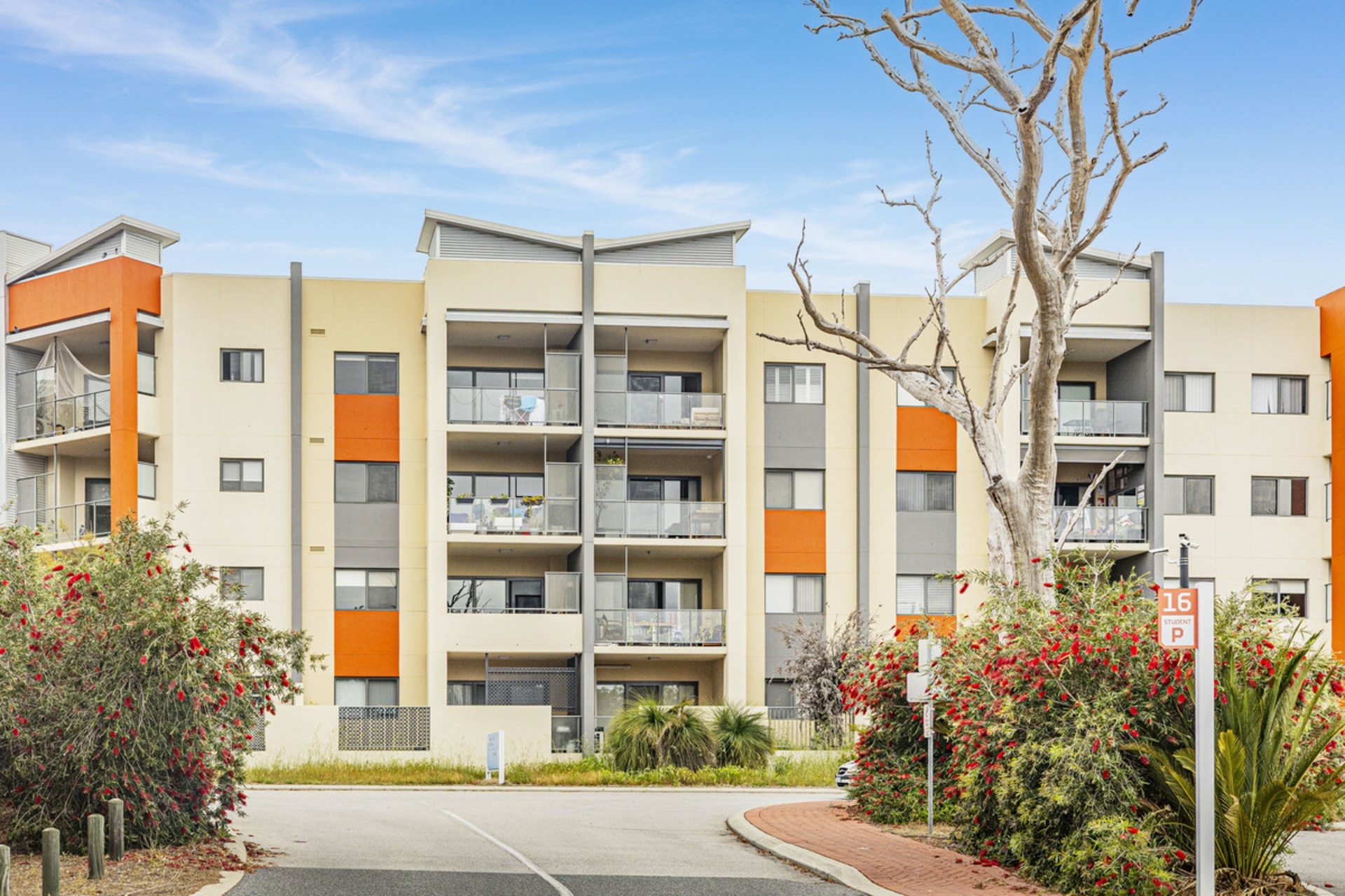 61/2 Molloy Promenade — photo from LJ Hooker Joondalup