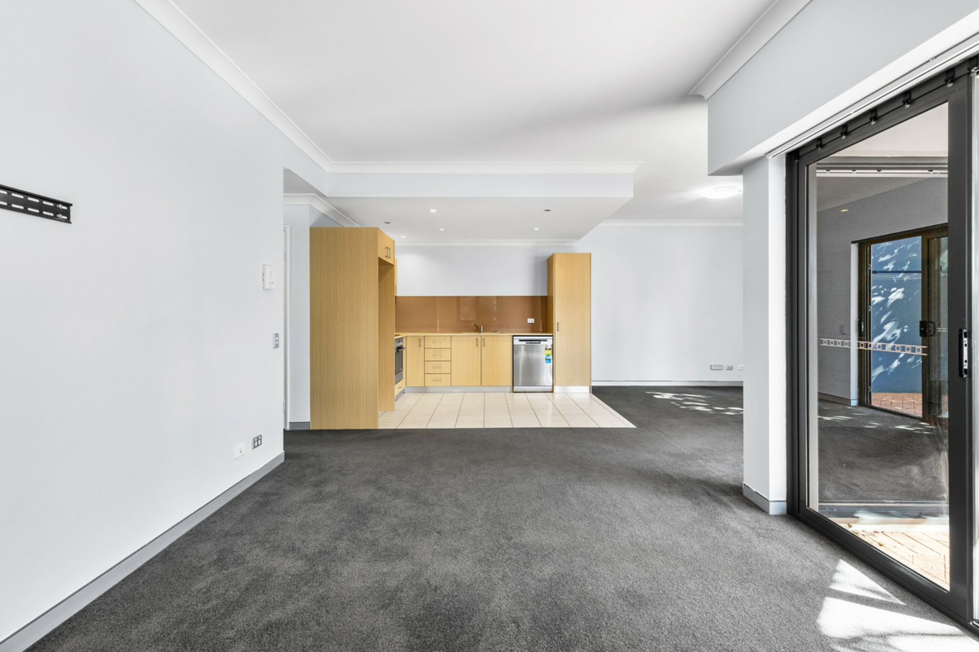 9/2 Walsh Loop — photo from LJ Hooker Joondalup