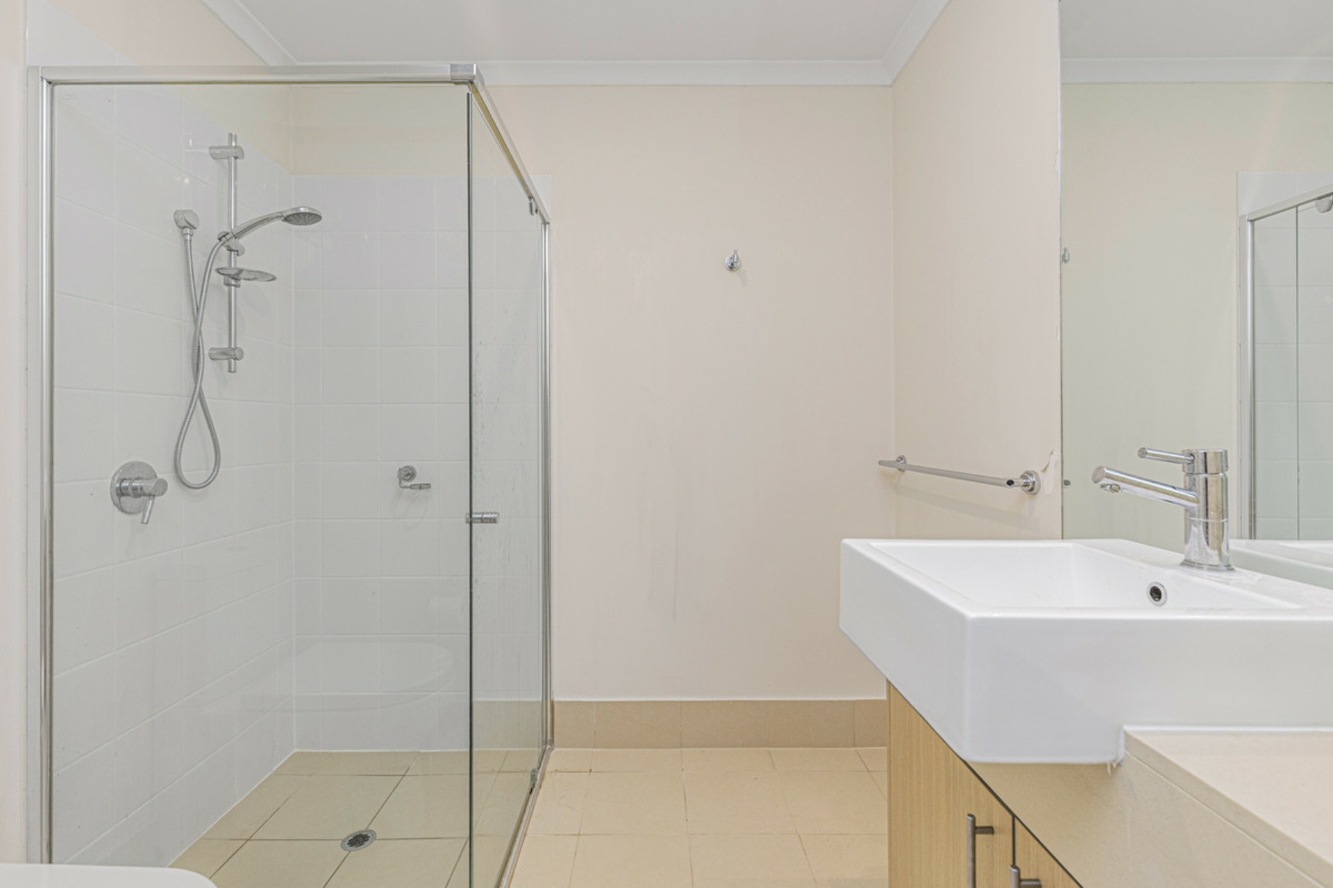 45/6 Walsh Loop — photo from LJ Hooker Joondalup