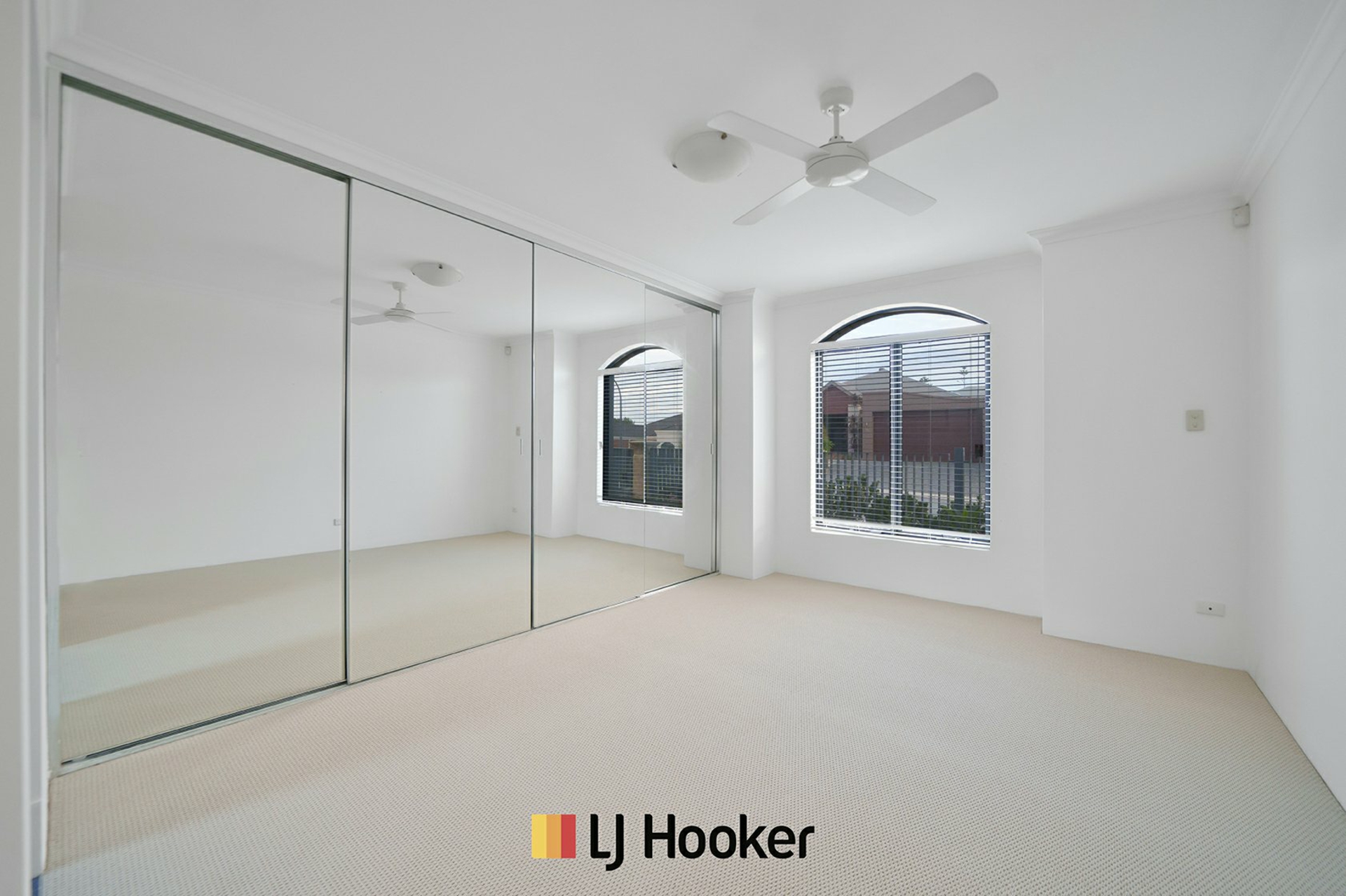 18 Admiralty Road — photo 13 of 18