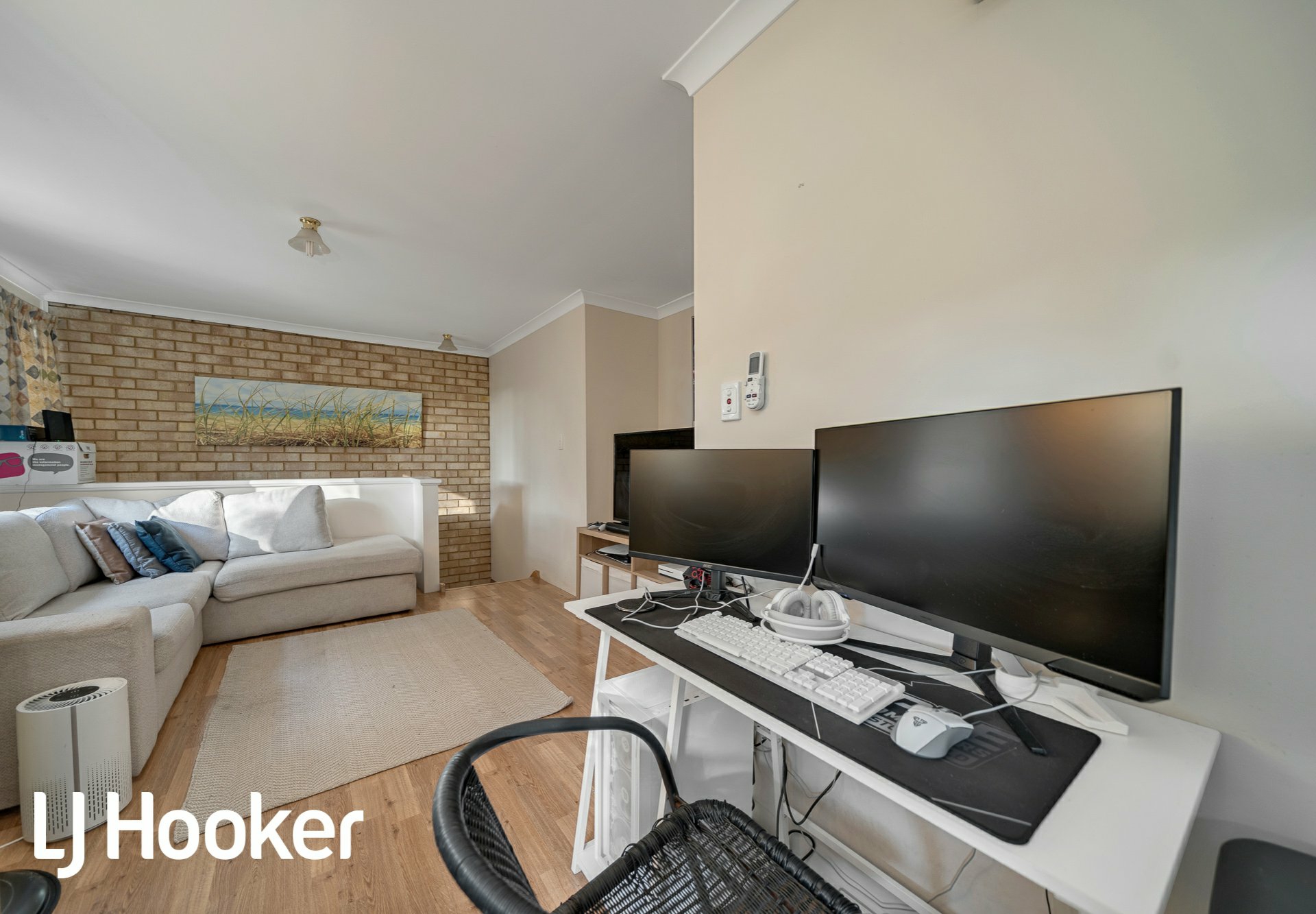 20A Aldwych Way — photo 8 of 11