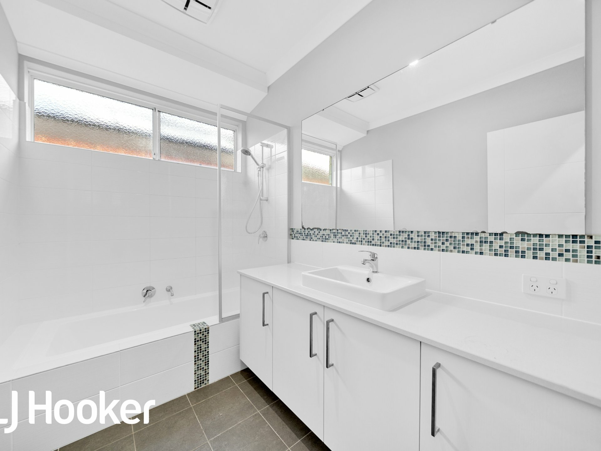 10 Schauss Road — photo 17 of 20