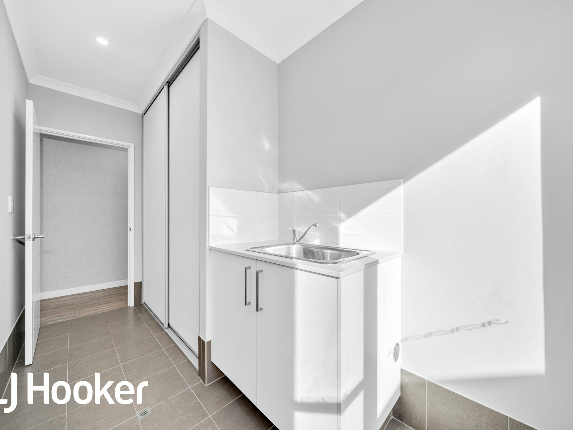10 Schauss Road — photo 18 of 20